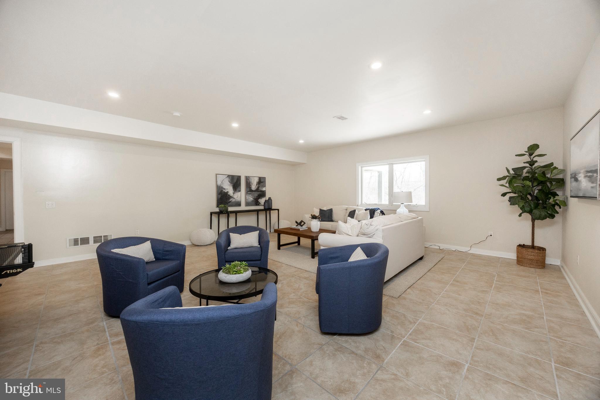 WATERFORD - Residential