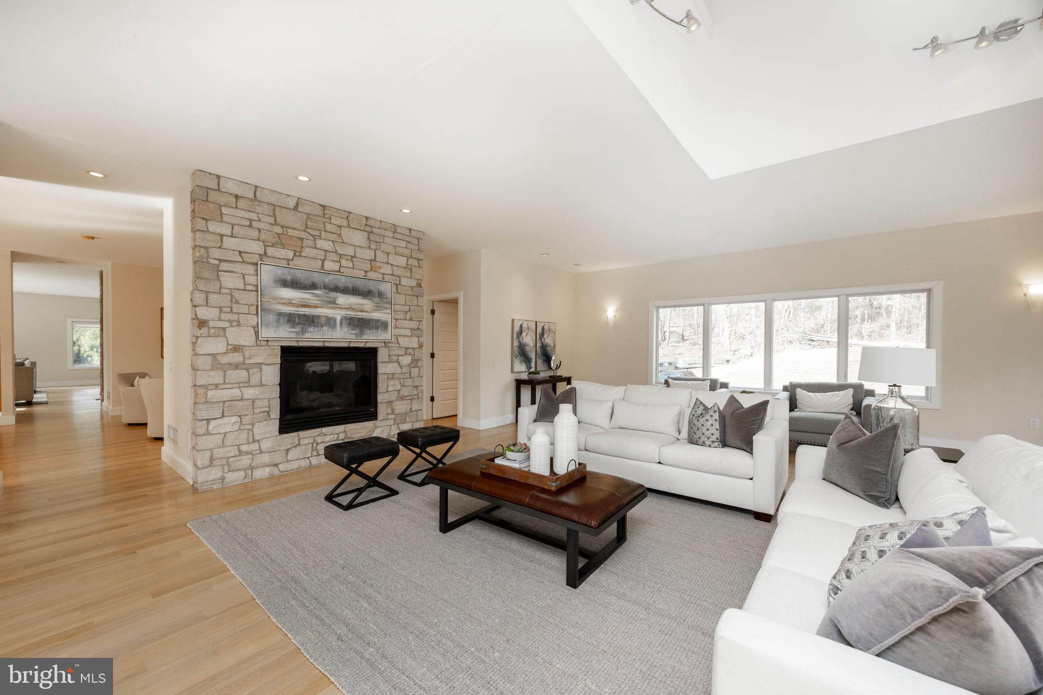 WATERFORD - Residential