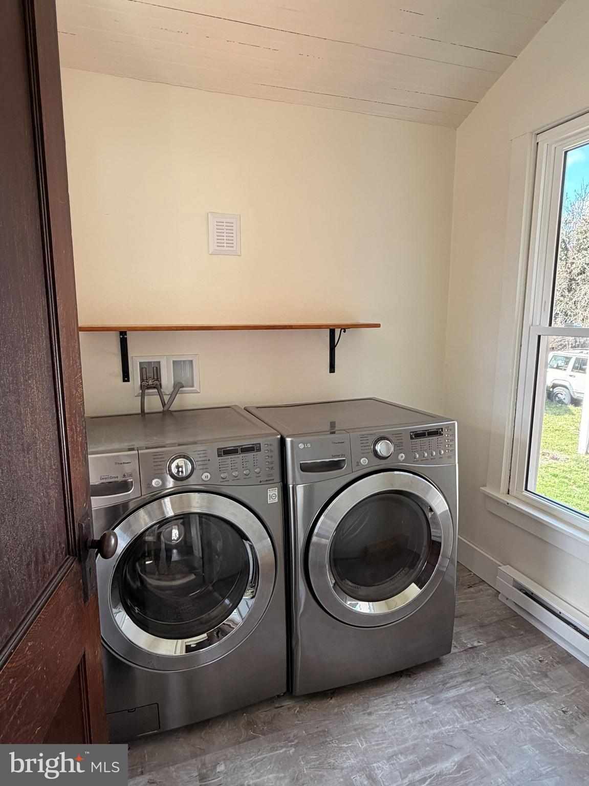 AKRON BOROUGH - Residential