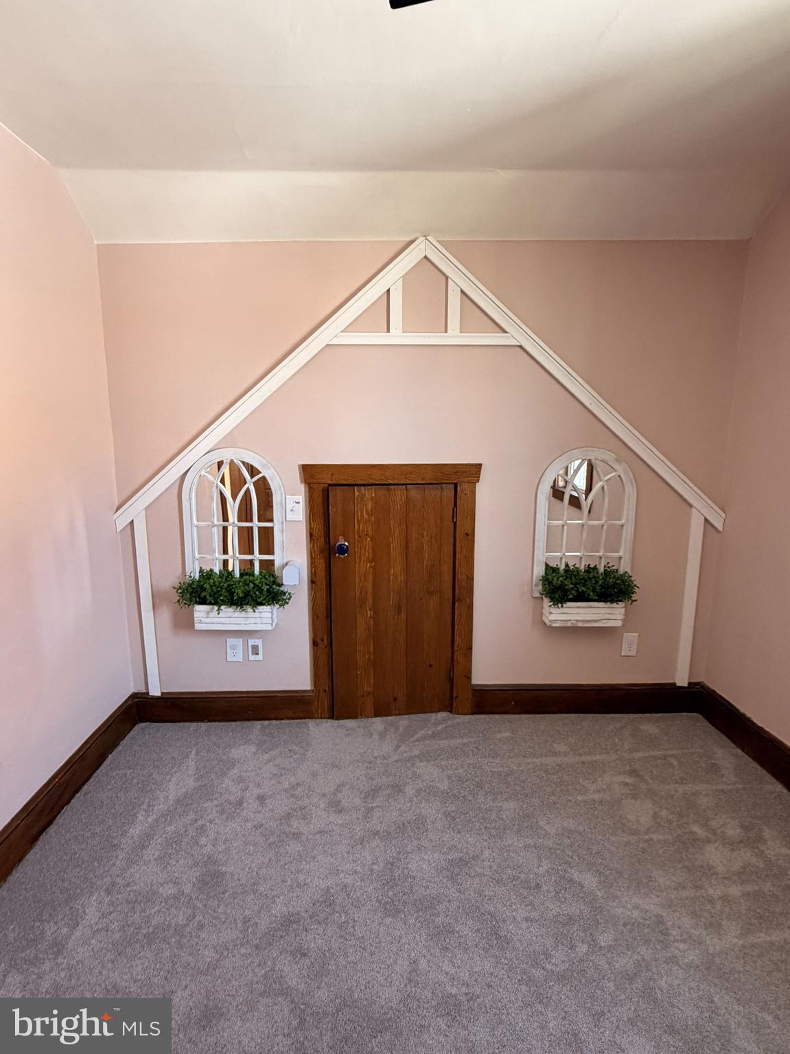 AKRON BOROUGH - Residential