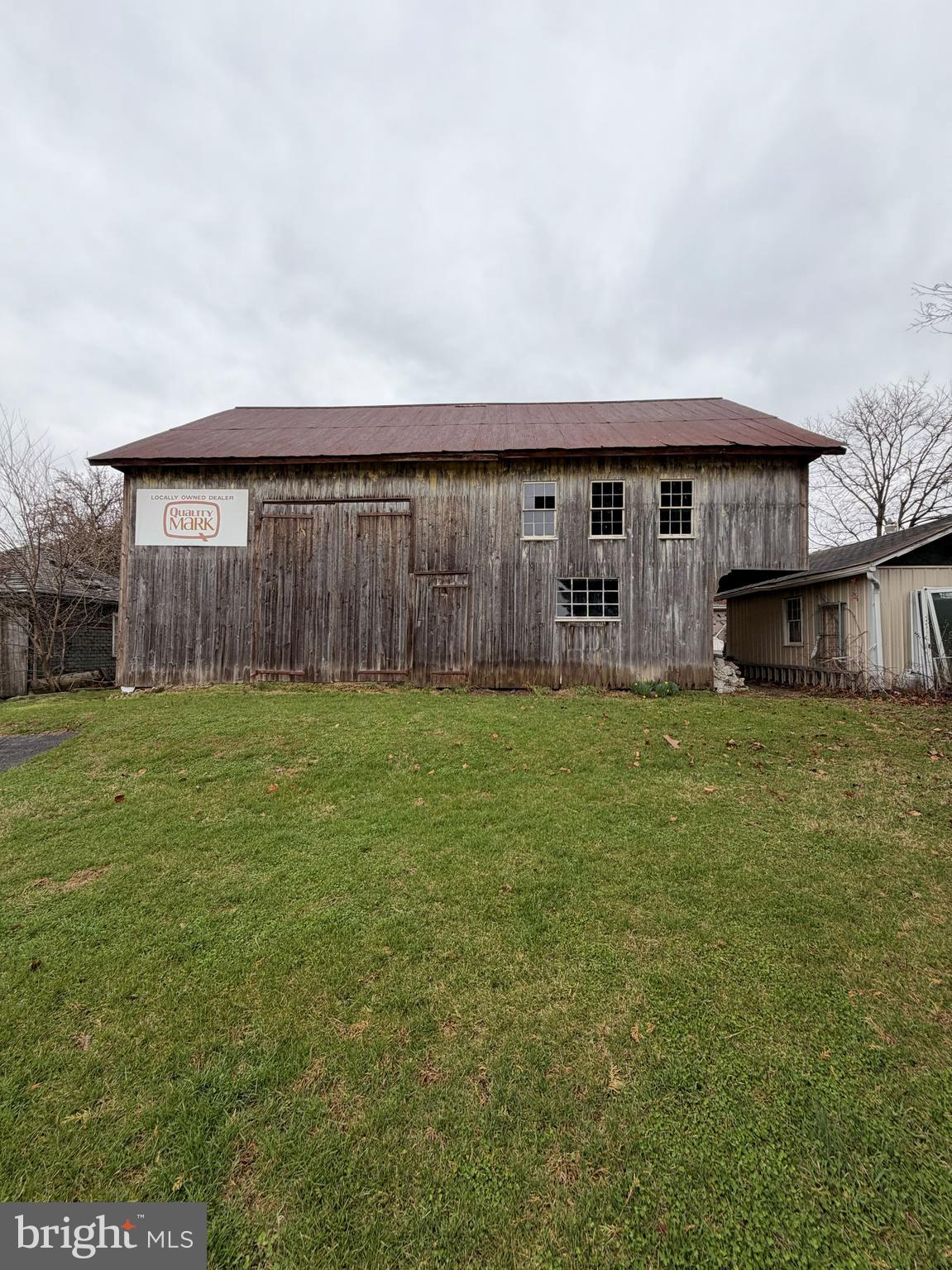 AKRON BOROUGH - Residential