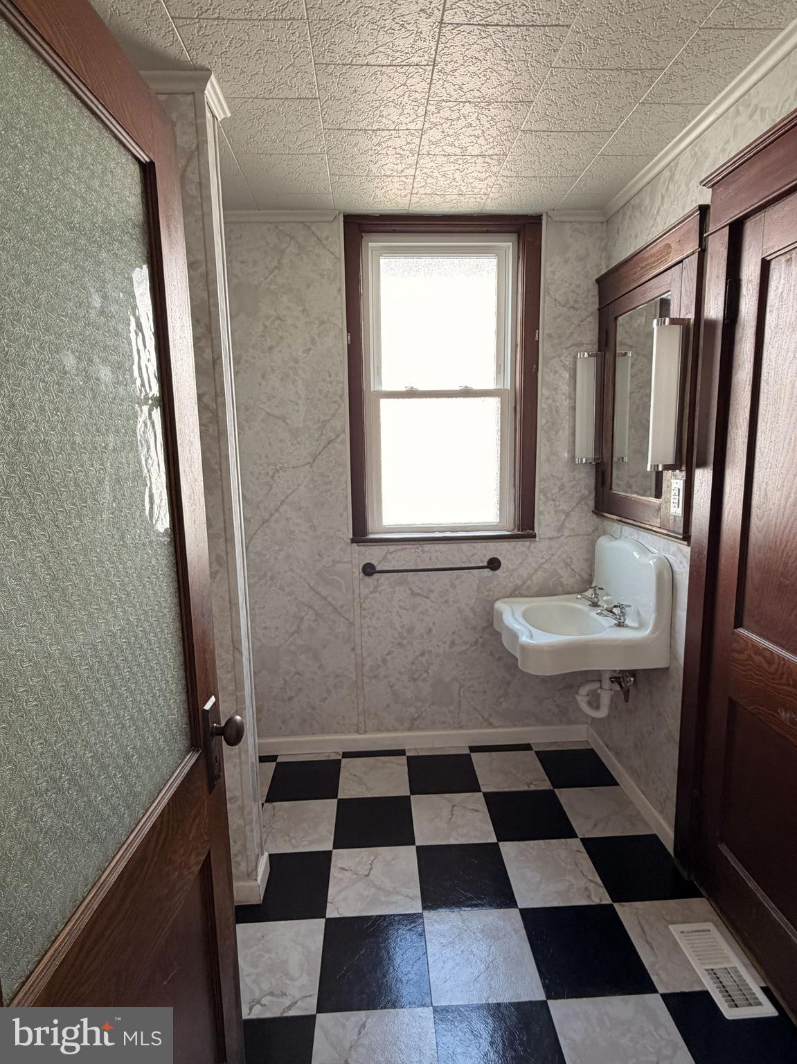 AKRON BOROUGH - Residential