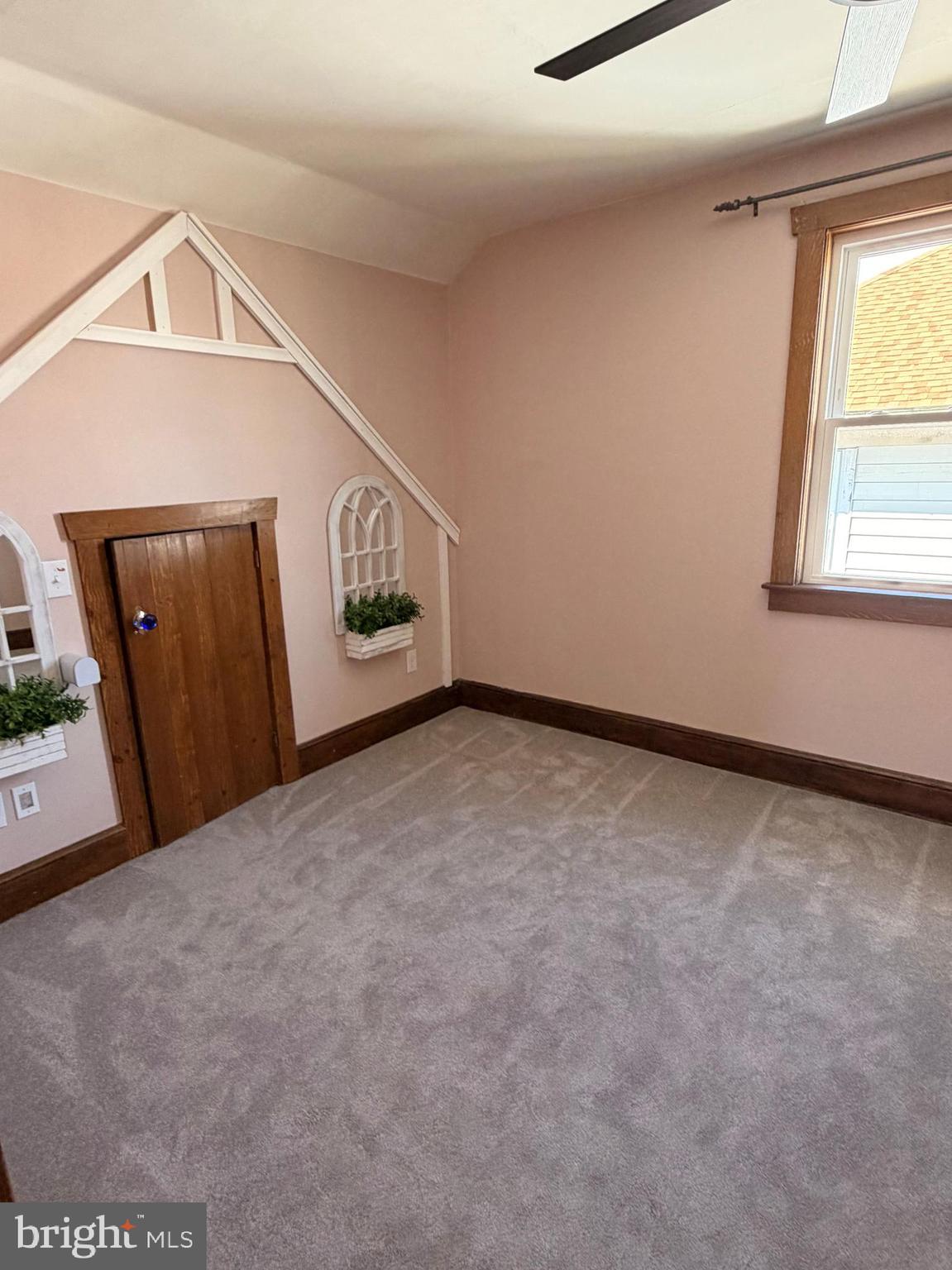 AKRON BOROUGH - Residential