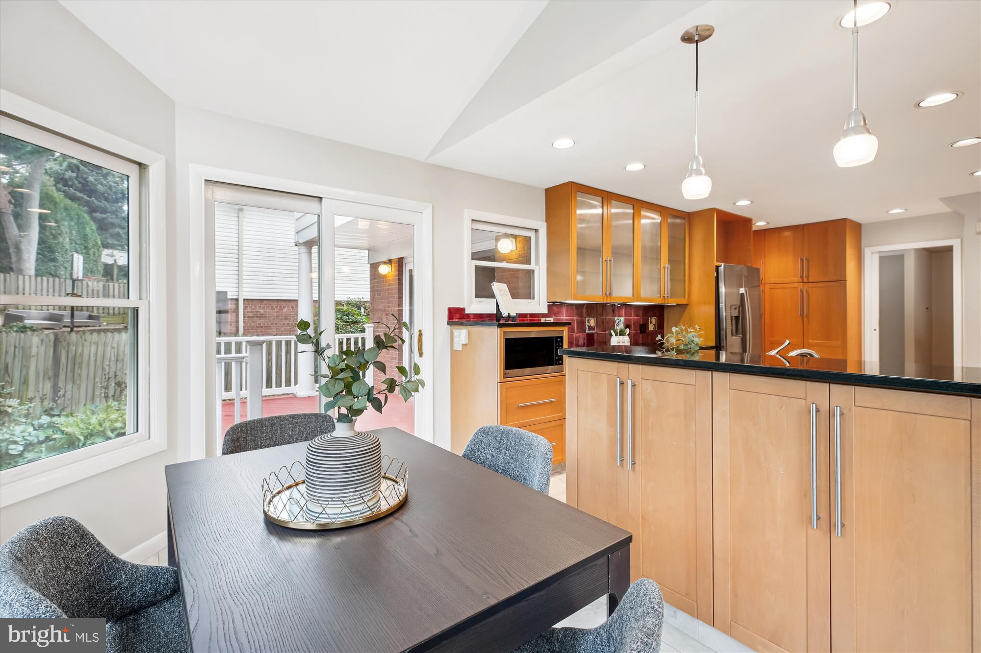 MAPLEWOOD - Residential