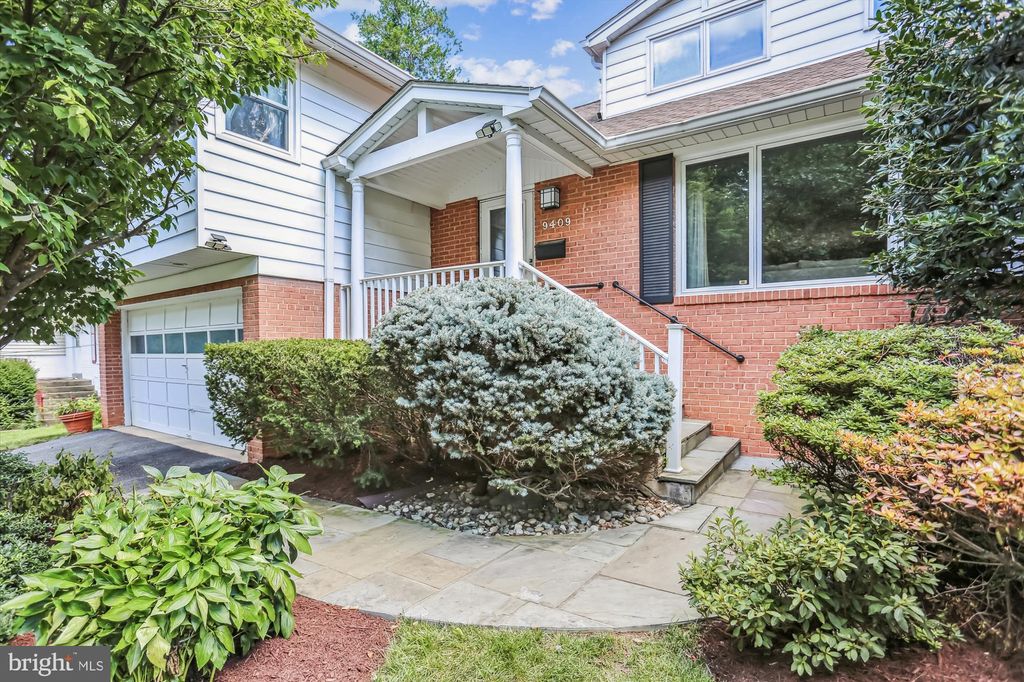 Photo of 9409 Linden Avenue, BETHESDA, MD 20814 (MLS # MDMC2200052)