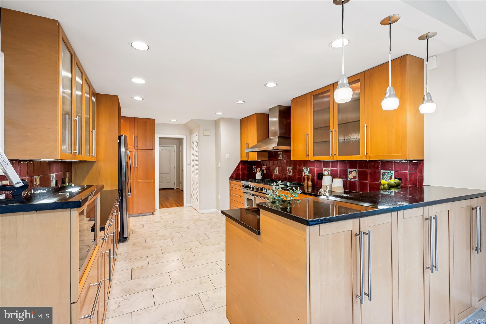 MAPLEWOOD - Residential