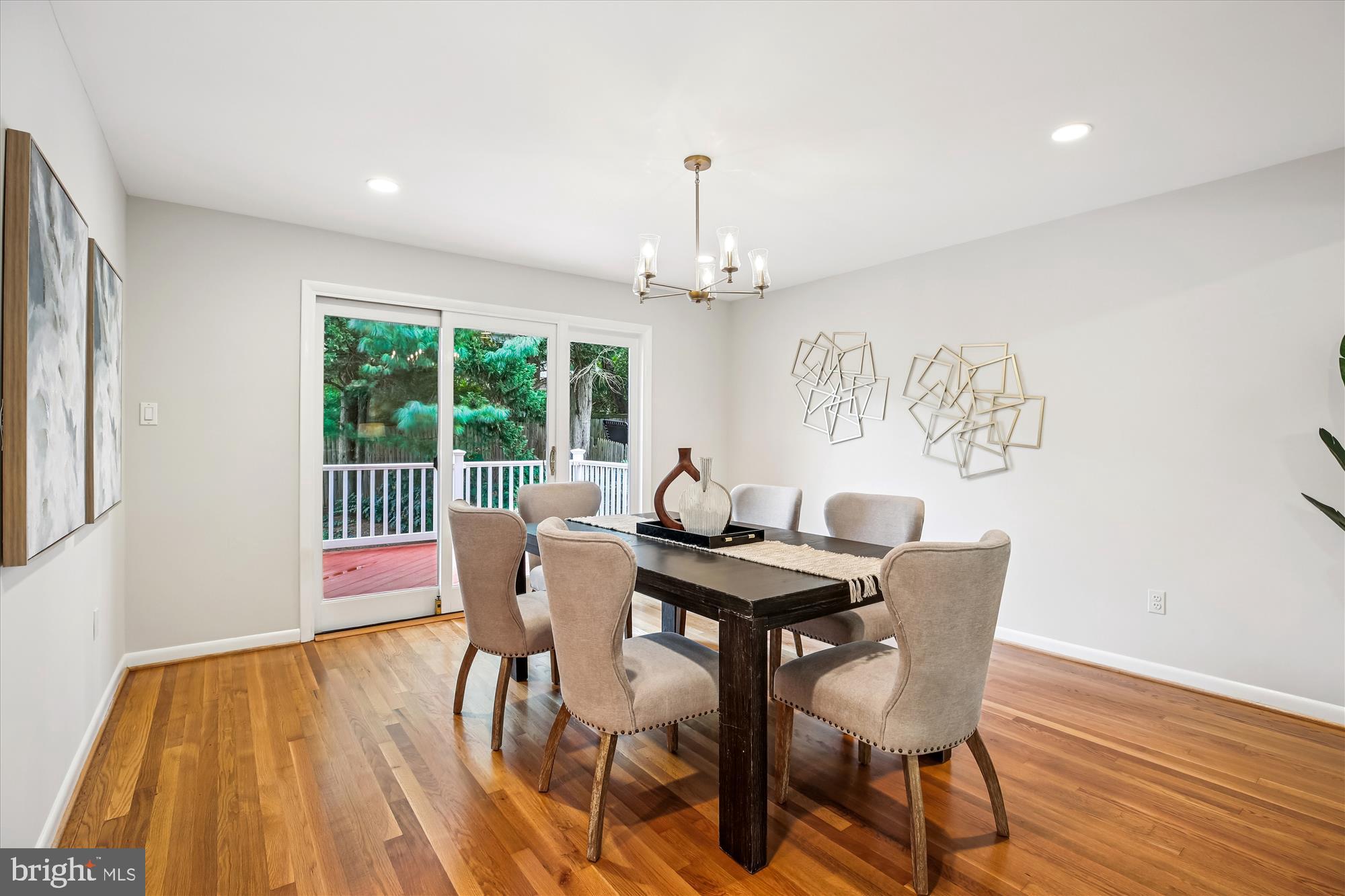 MAPLEWOOD - Residential