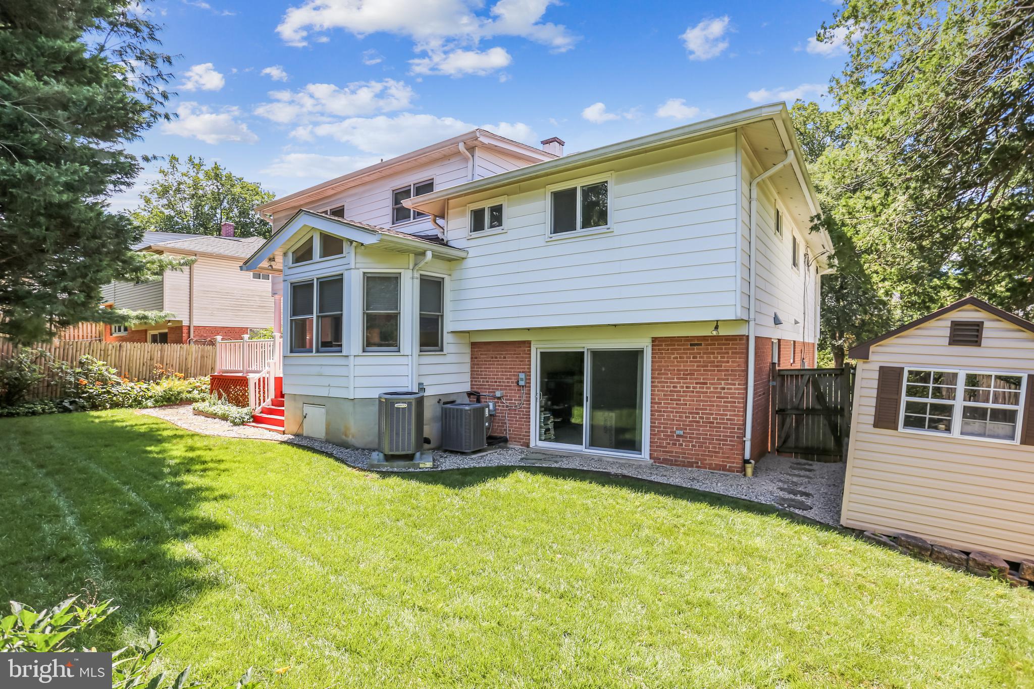 MAPLEWOOD - Residential