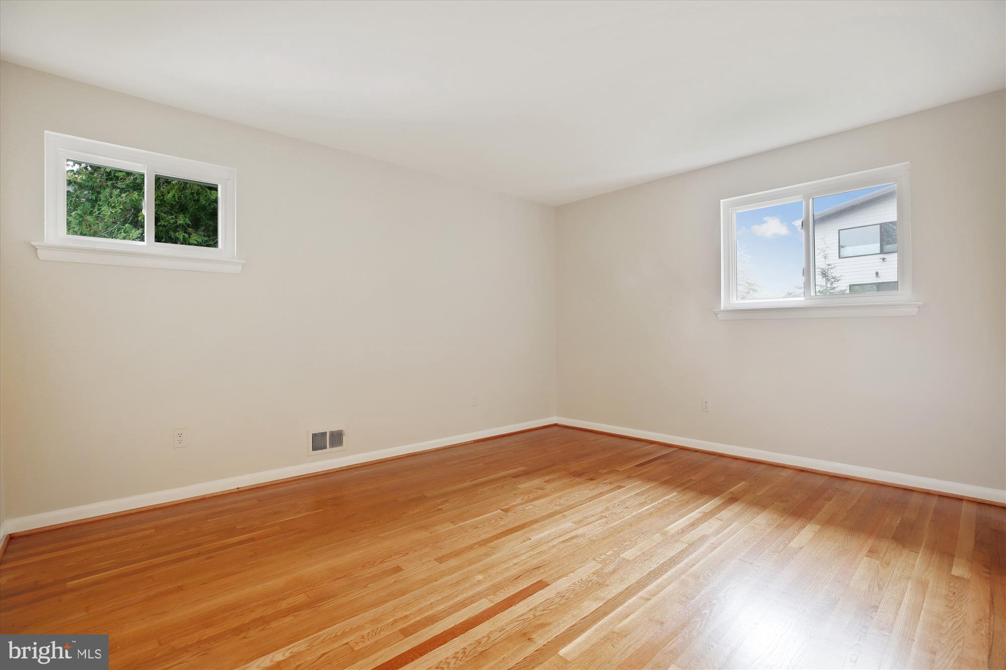 MAPLEWOOD - Residential