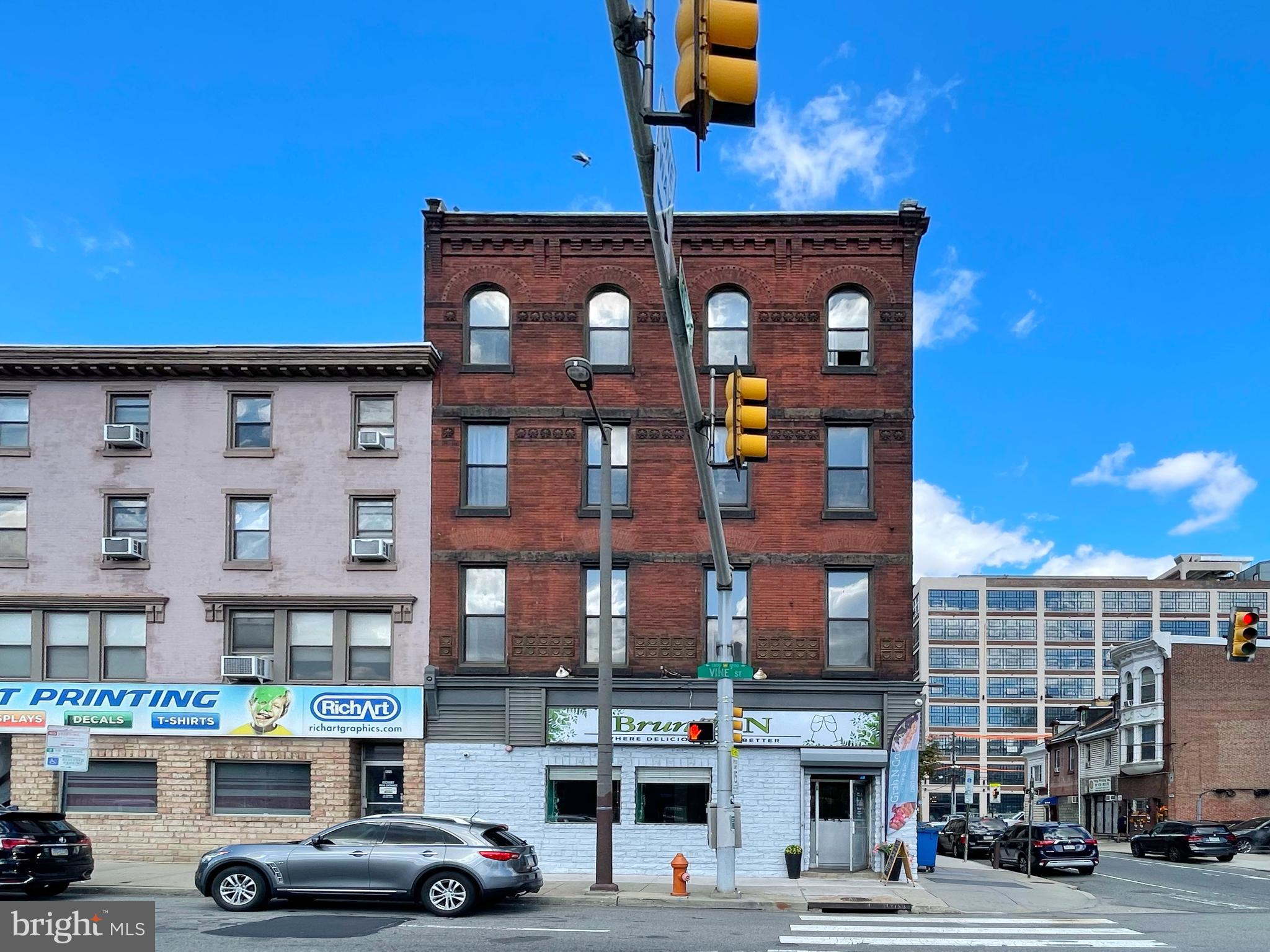 CHINATOWN - Residential Lease