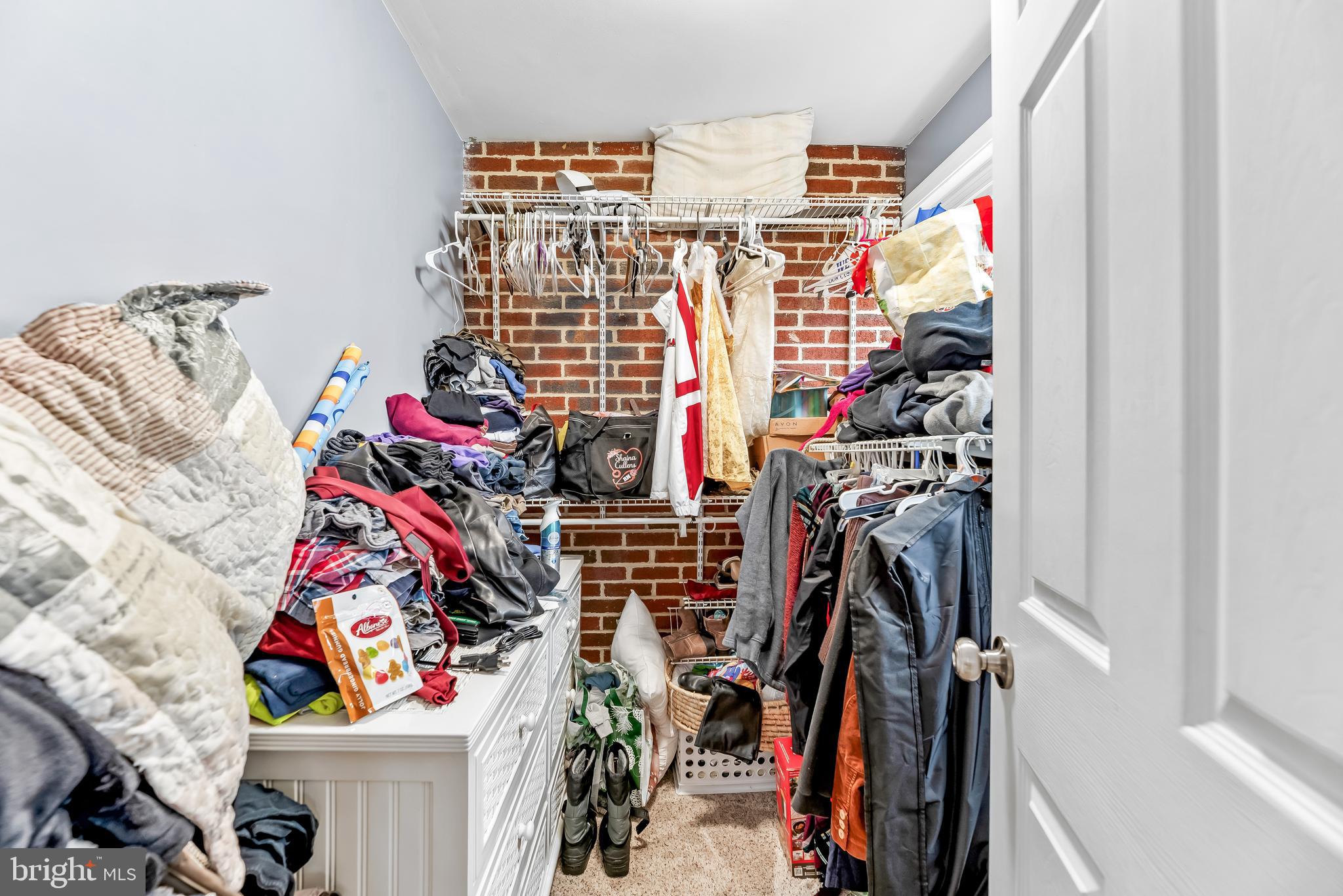 GREENWOOD ACRES - Residential