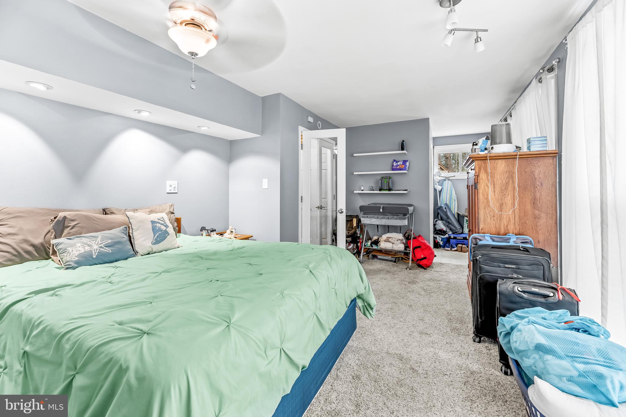 GREENWOOD ACRES - Residential