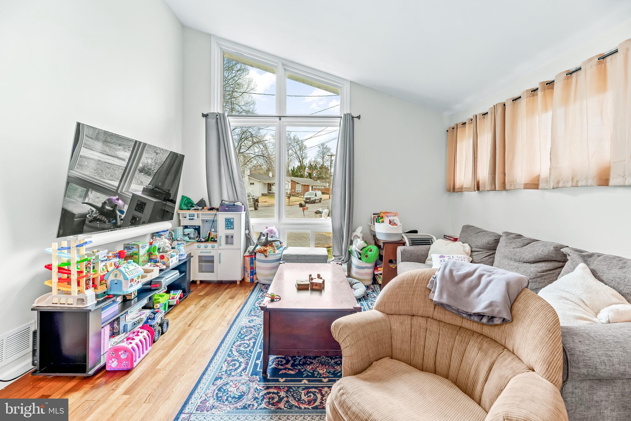 GREENWOOD ACRES - Residential