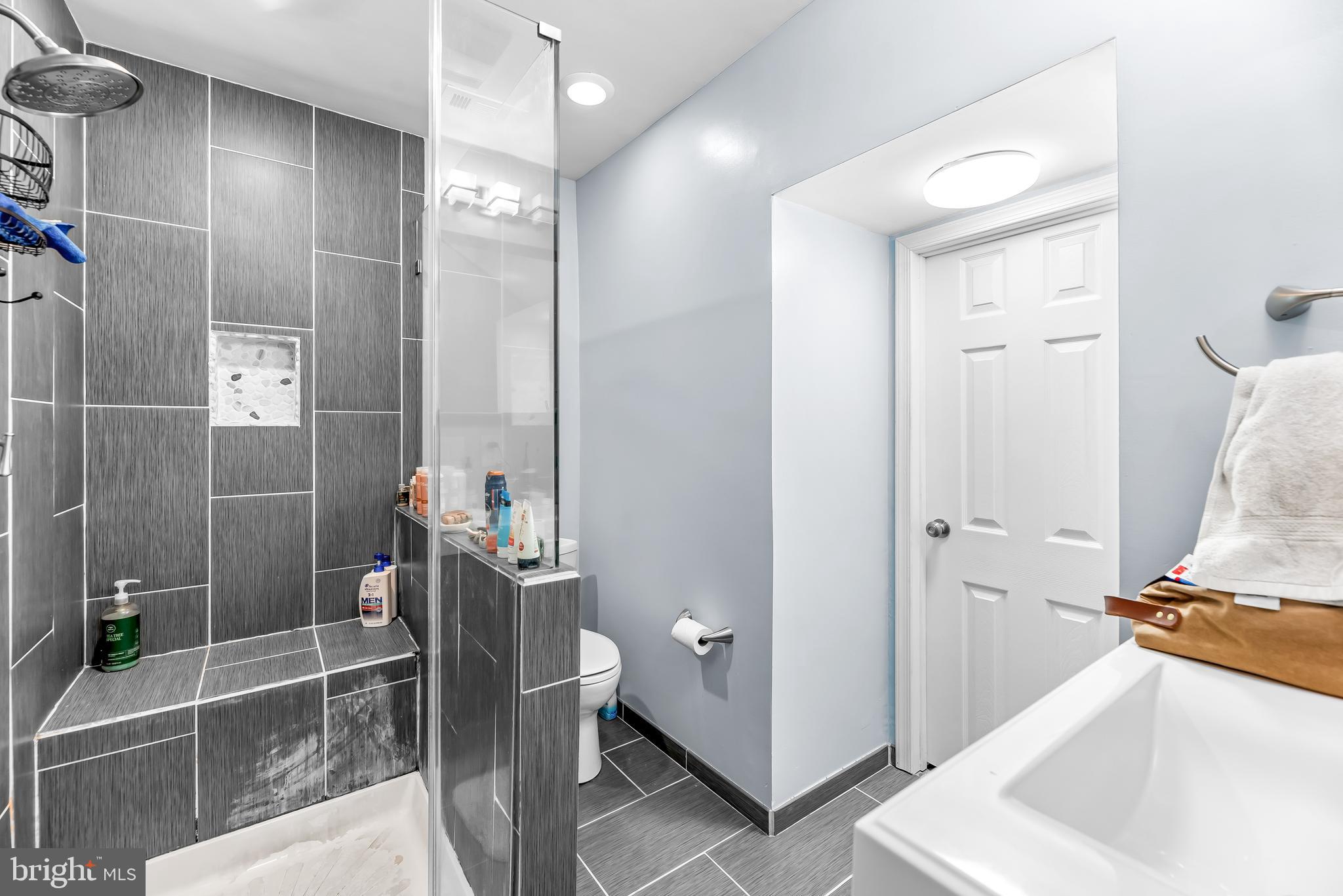 GREENWOOD ACRES - Residential