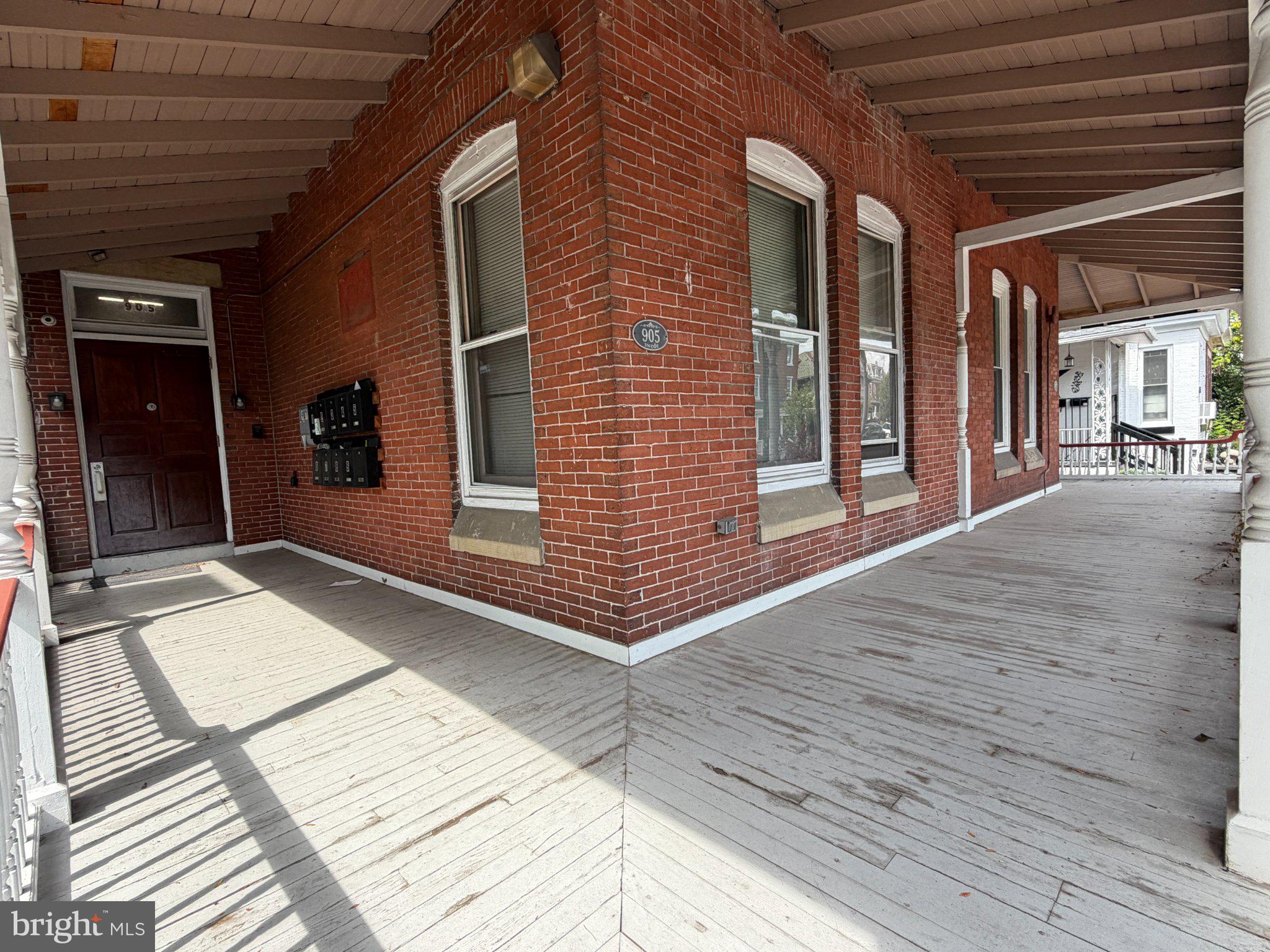 905 SWEDE STREET 4
