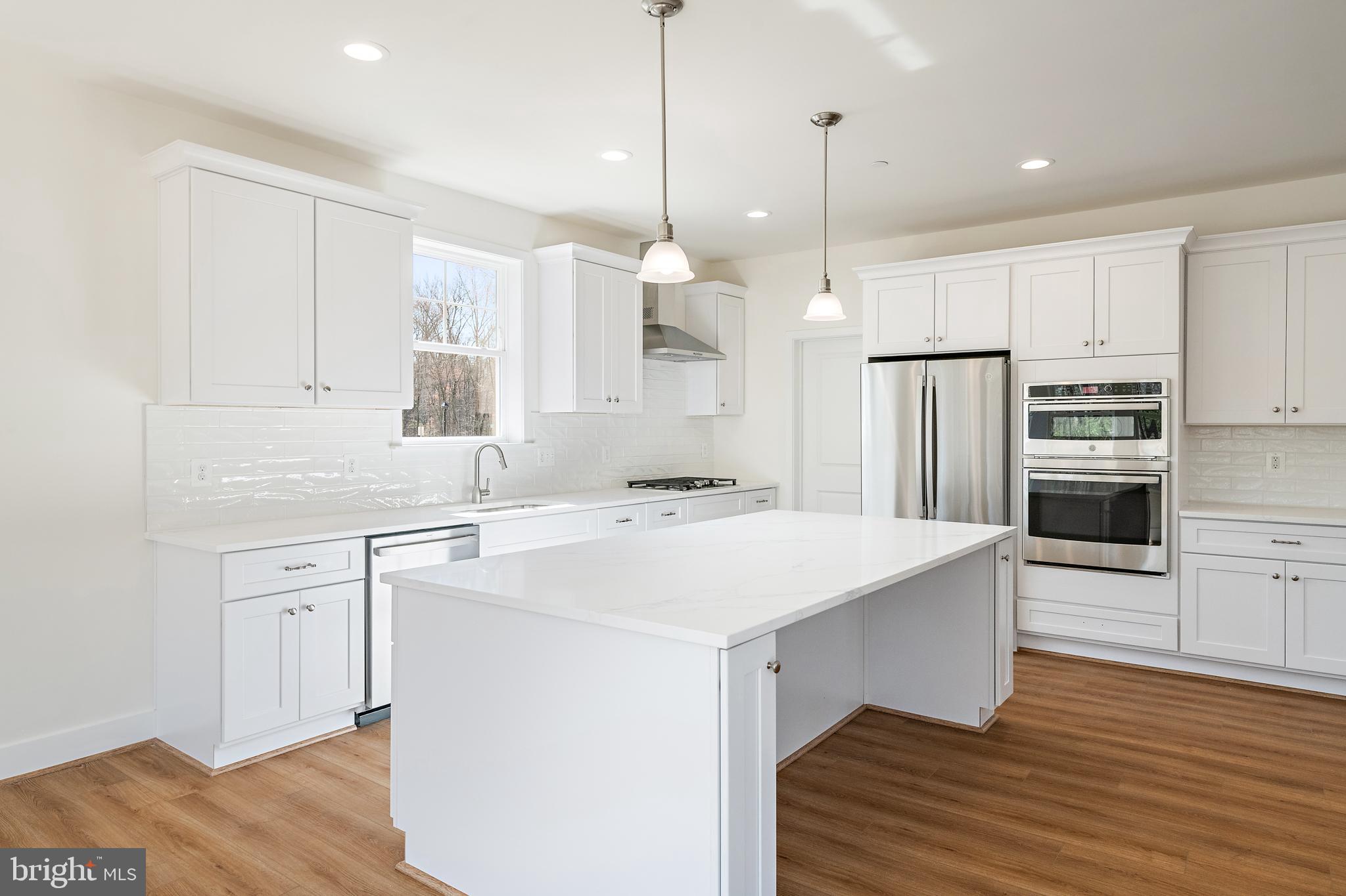 PARISH HILL ESTATES II - Residential