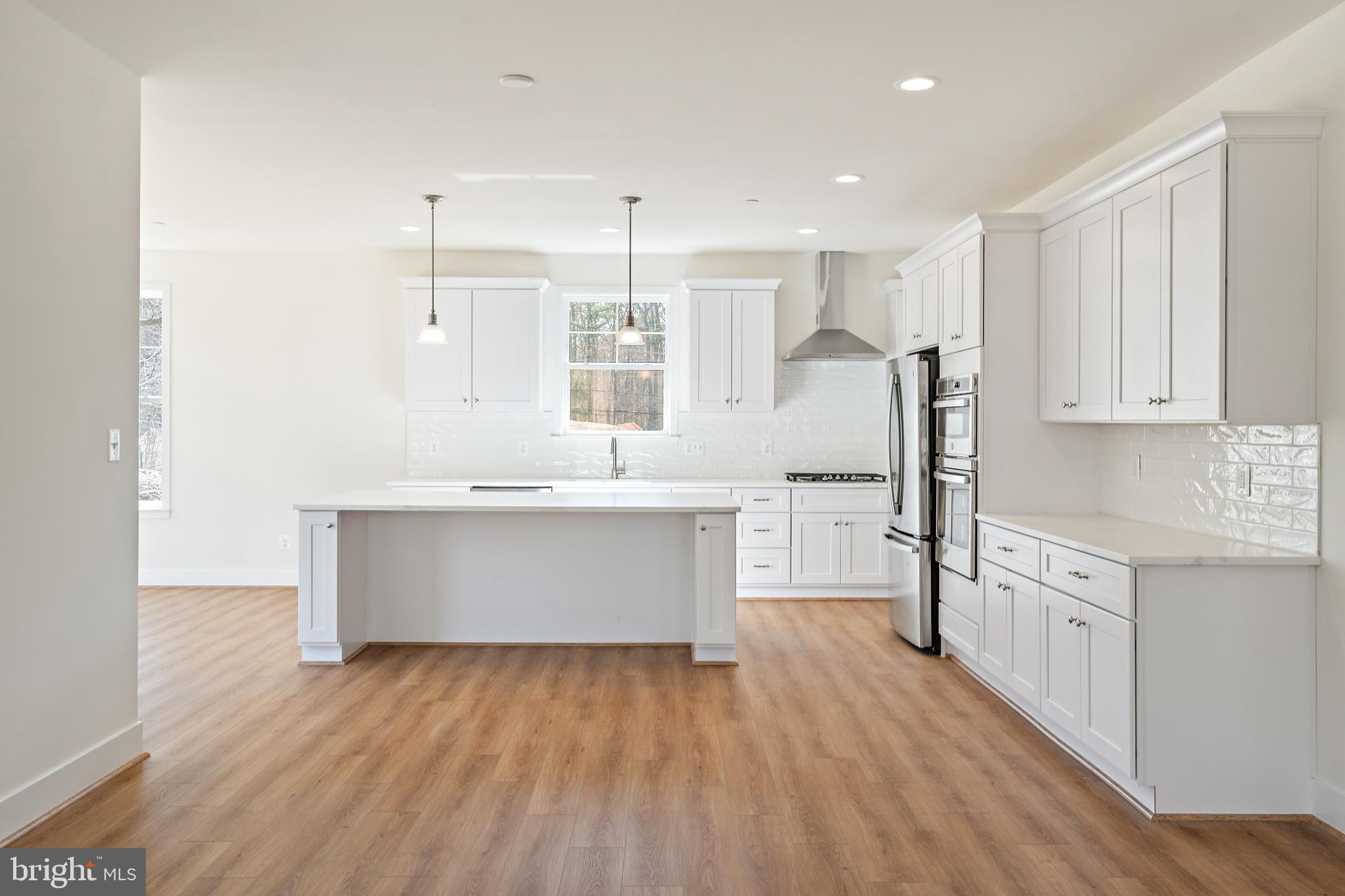 PARISH HILL ESTATES II - Residential