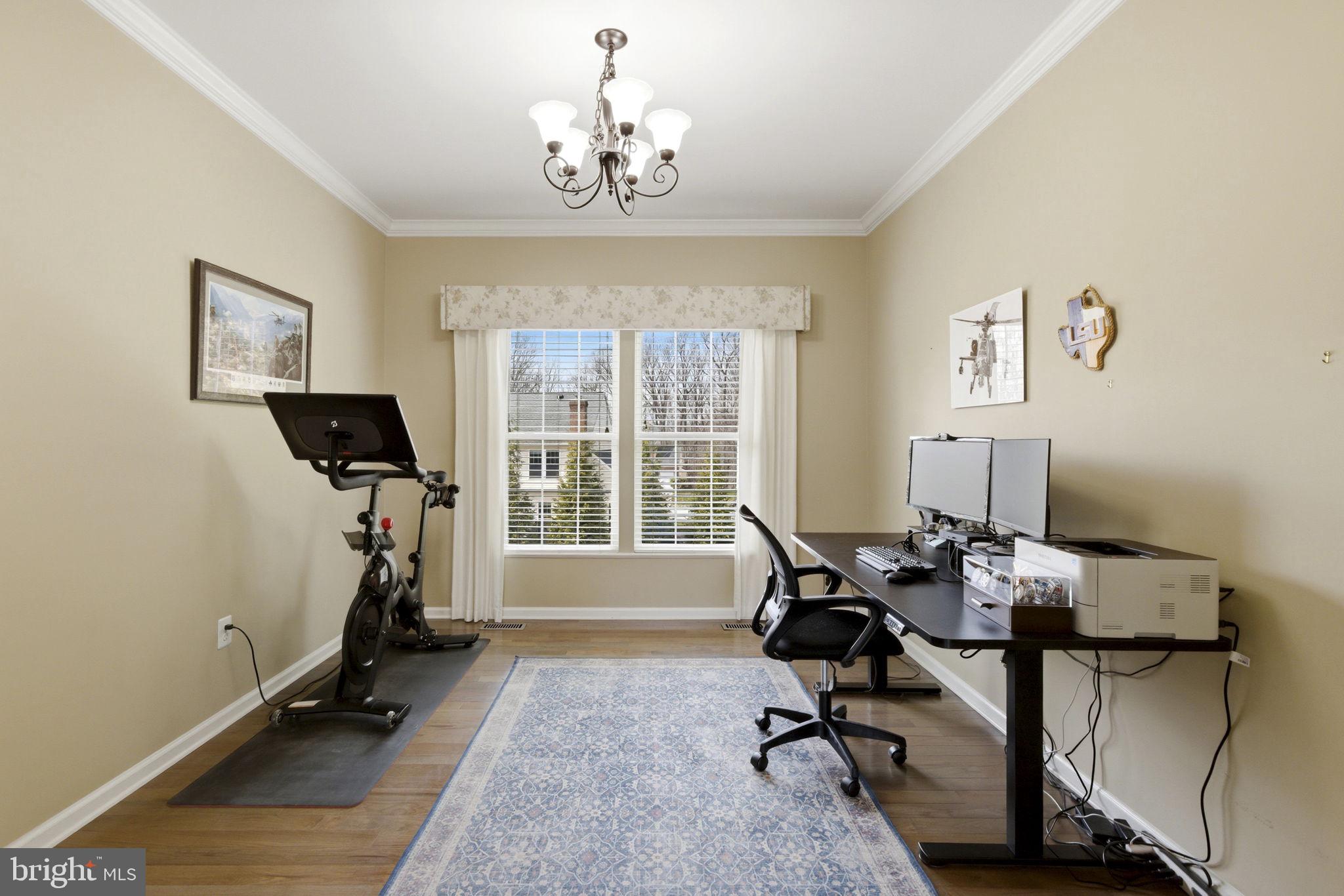 2204 AUTUMN GLOW COURT