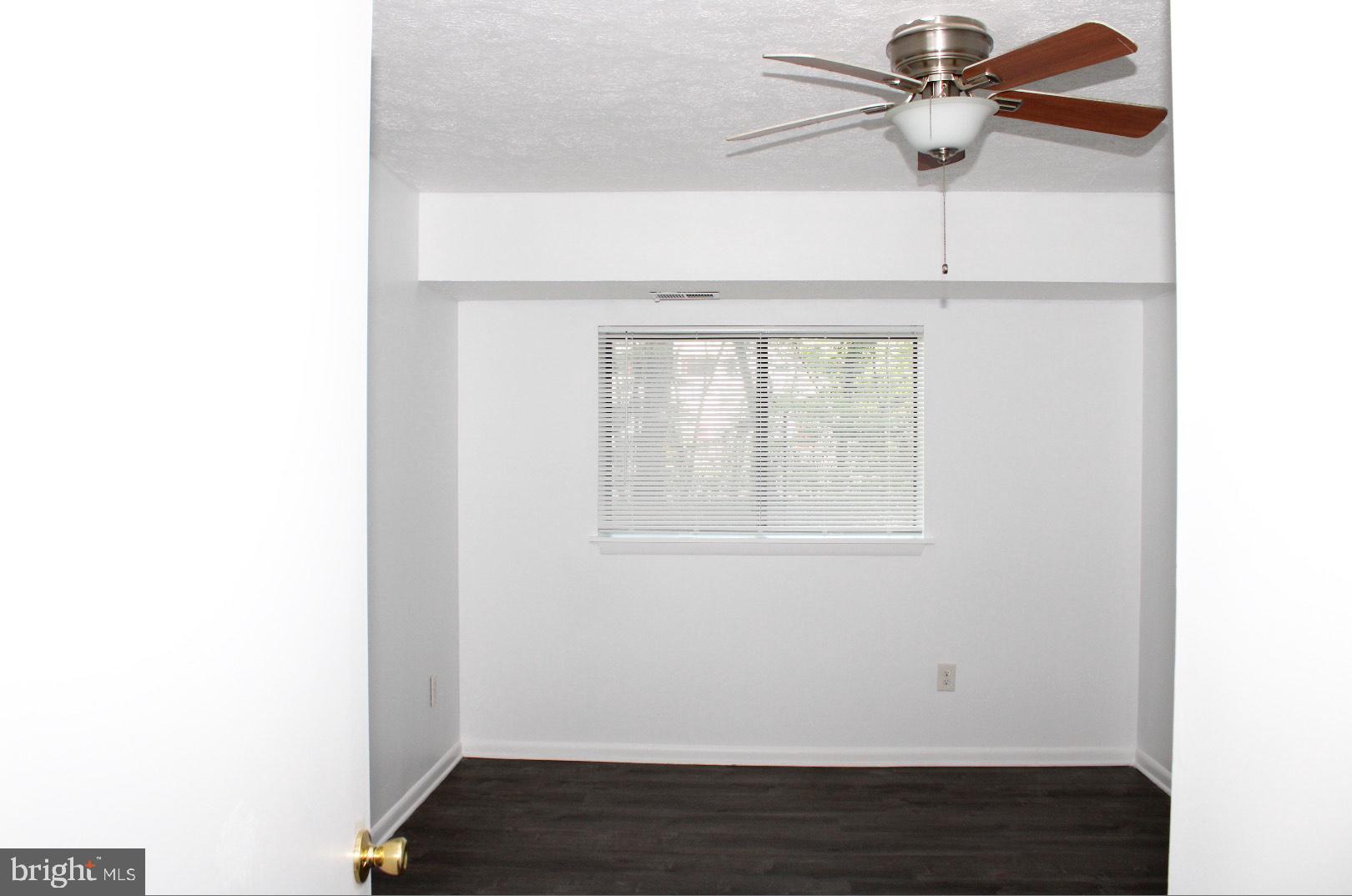 MAGNOLIA WOODS CONDOMINIUMS - Residential Lease