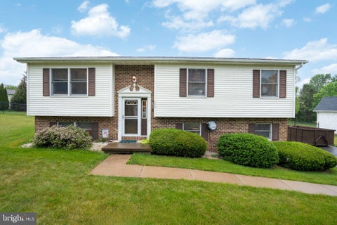 Homes For Sale - 120 Edward Drive<br/> BELLEFONTE, PA 16823