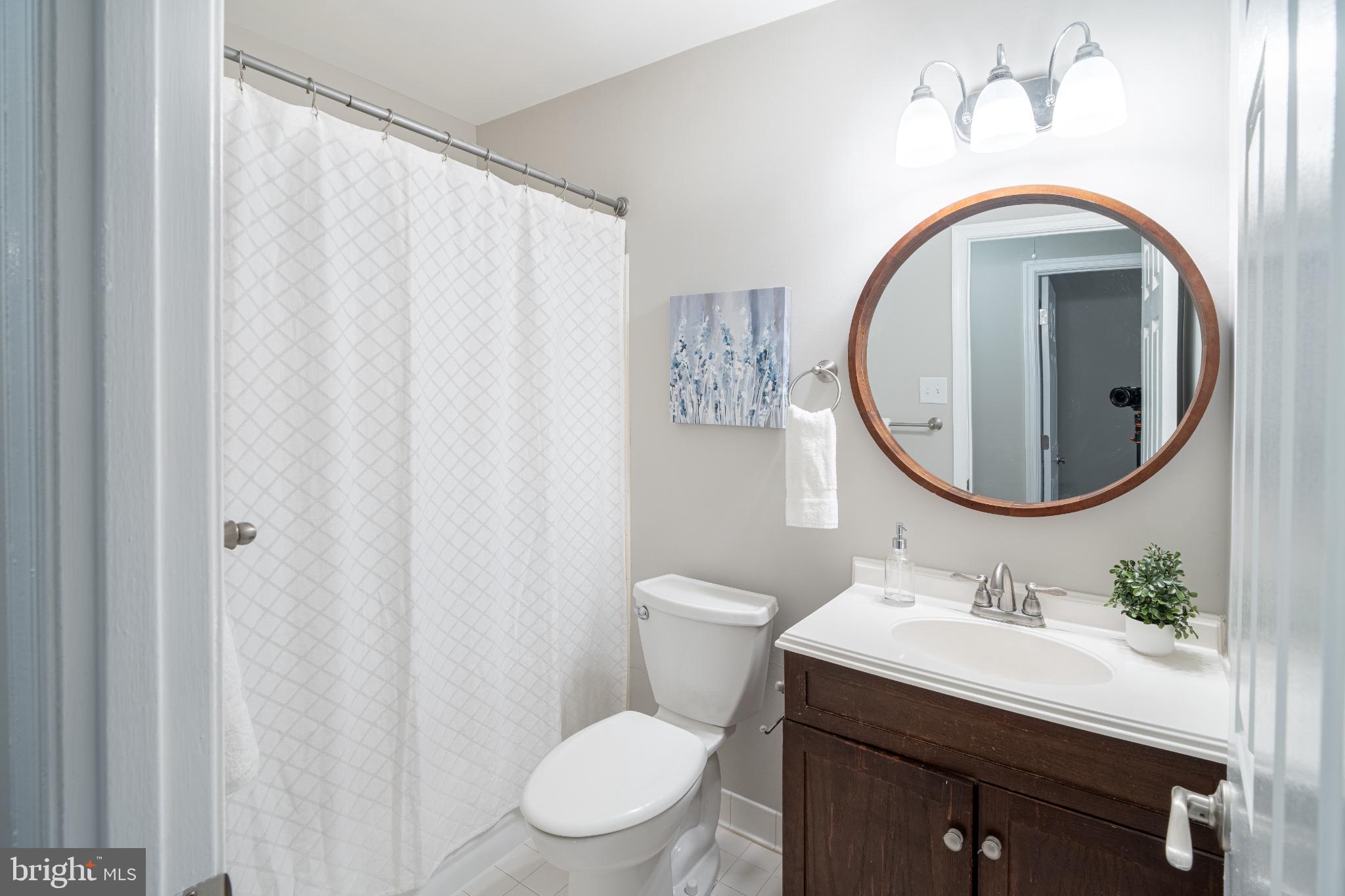 HINES ESTATES - Residential