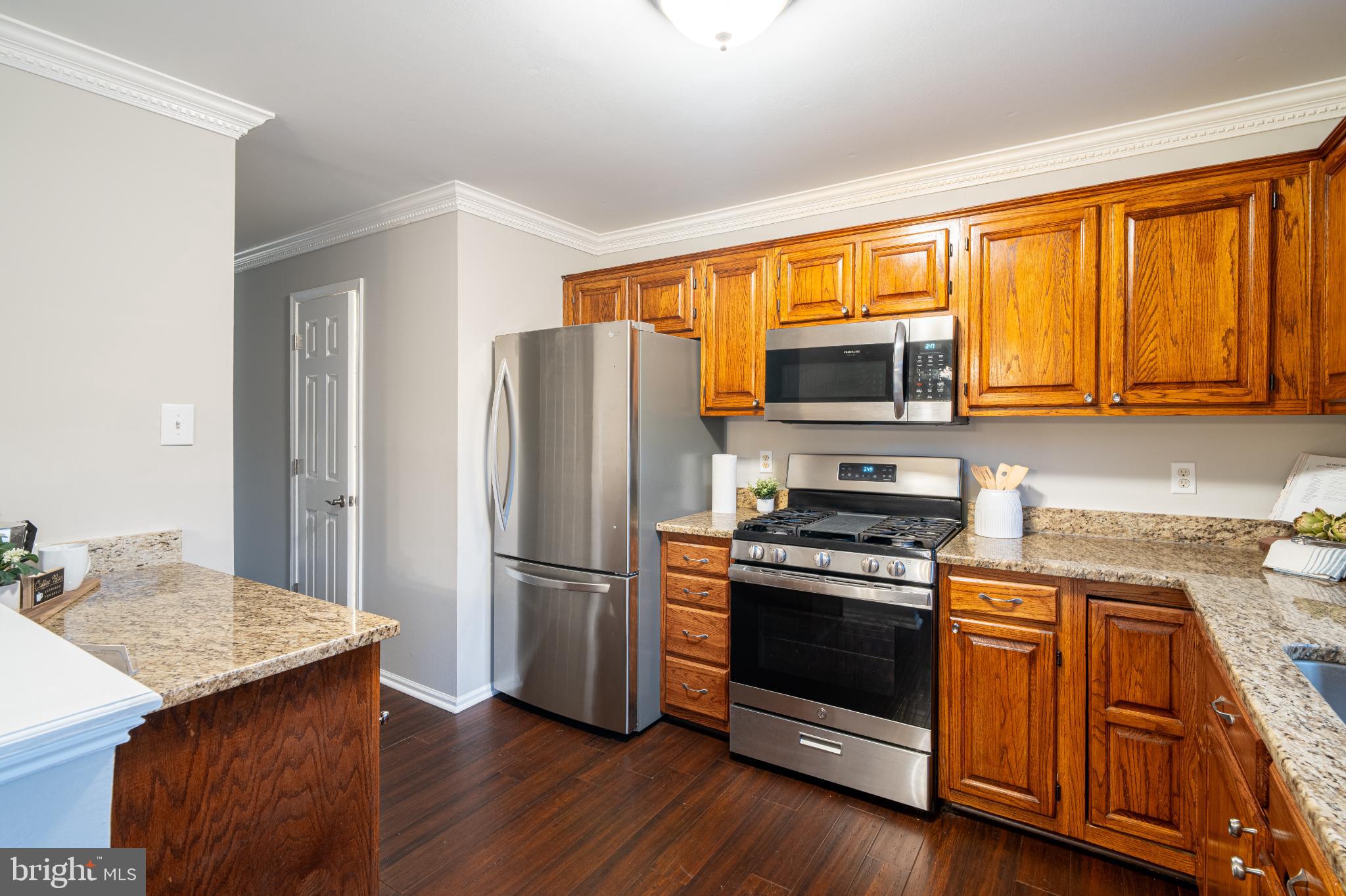 HINES ESTATES - Residential