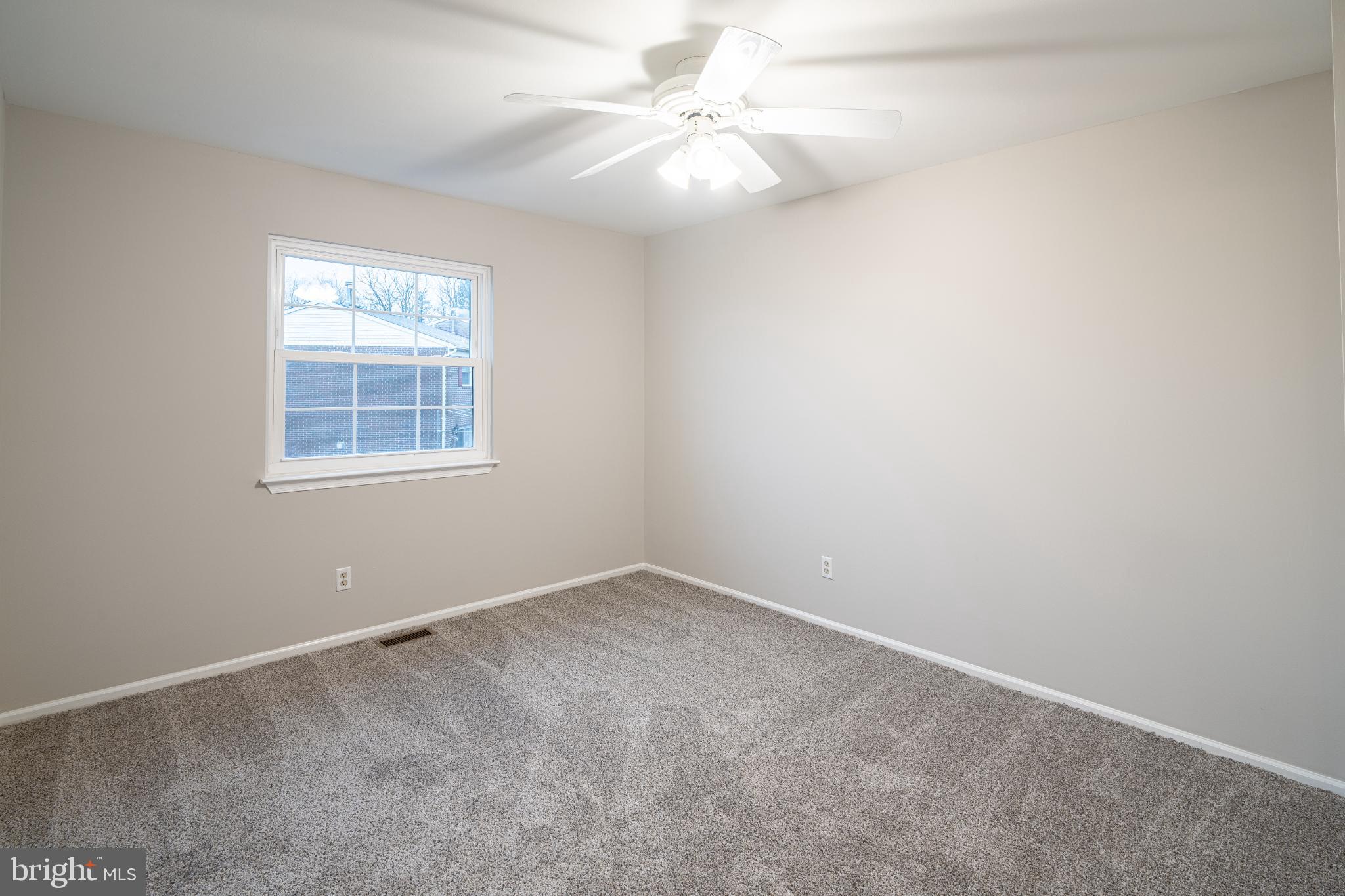 HINES ESTATES - Residential