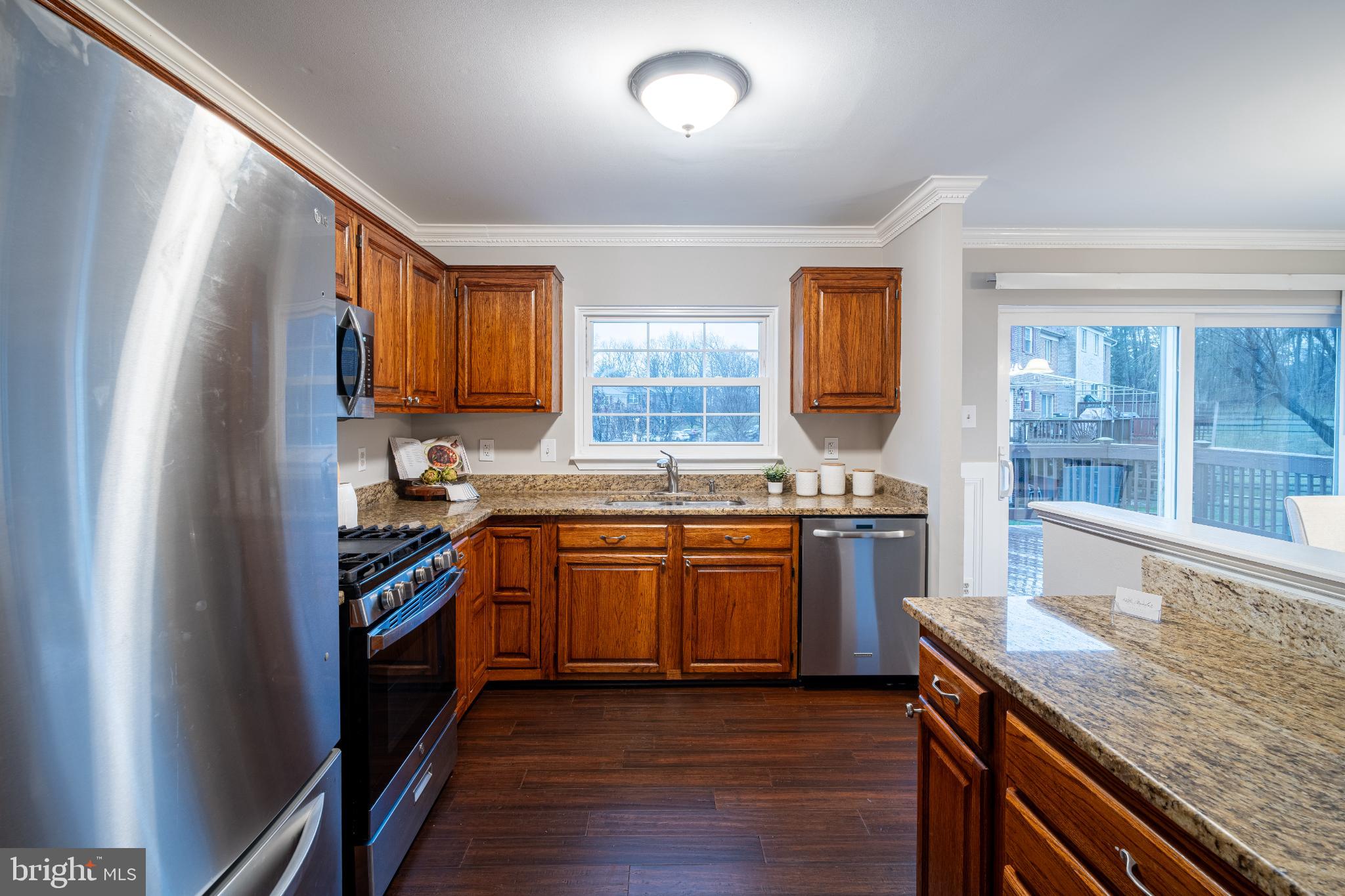 HINES ESTATES - Residential