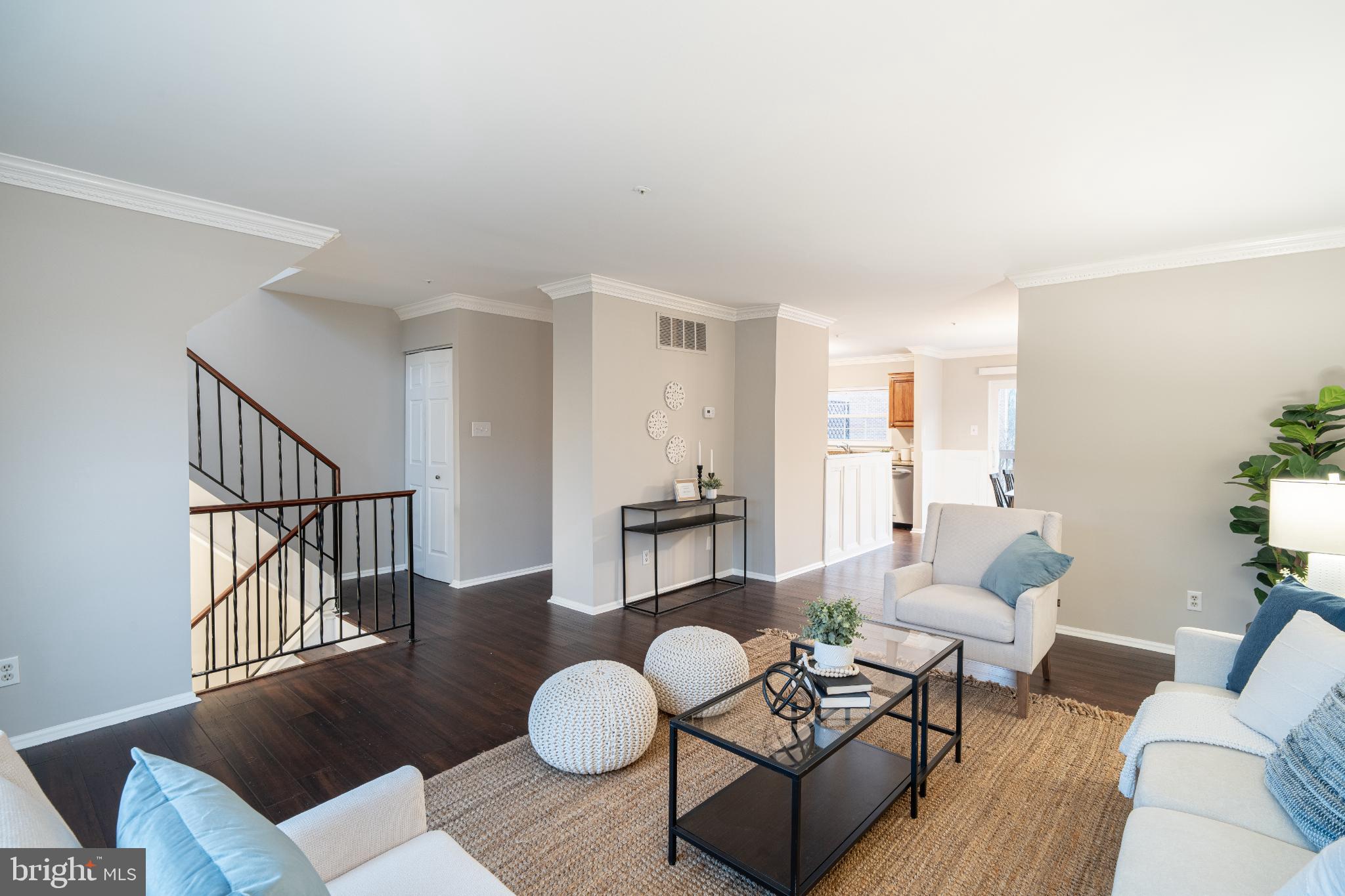 HINES ESTATES - Residential