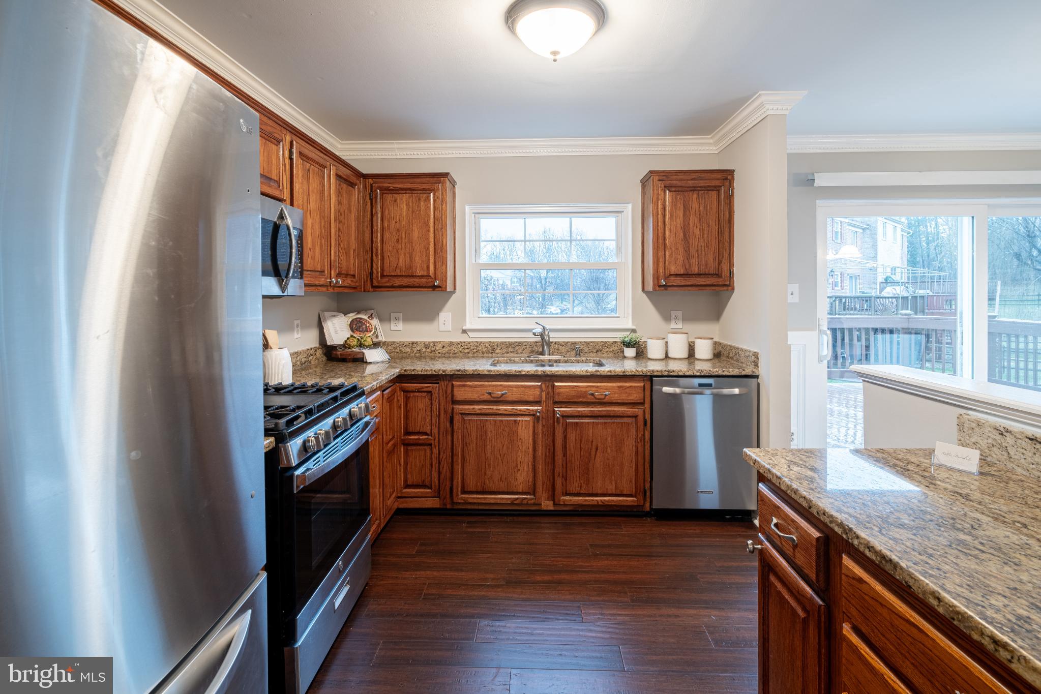 HINES ESTATES - Residential