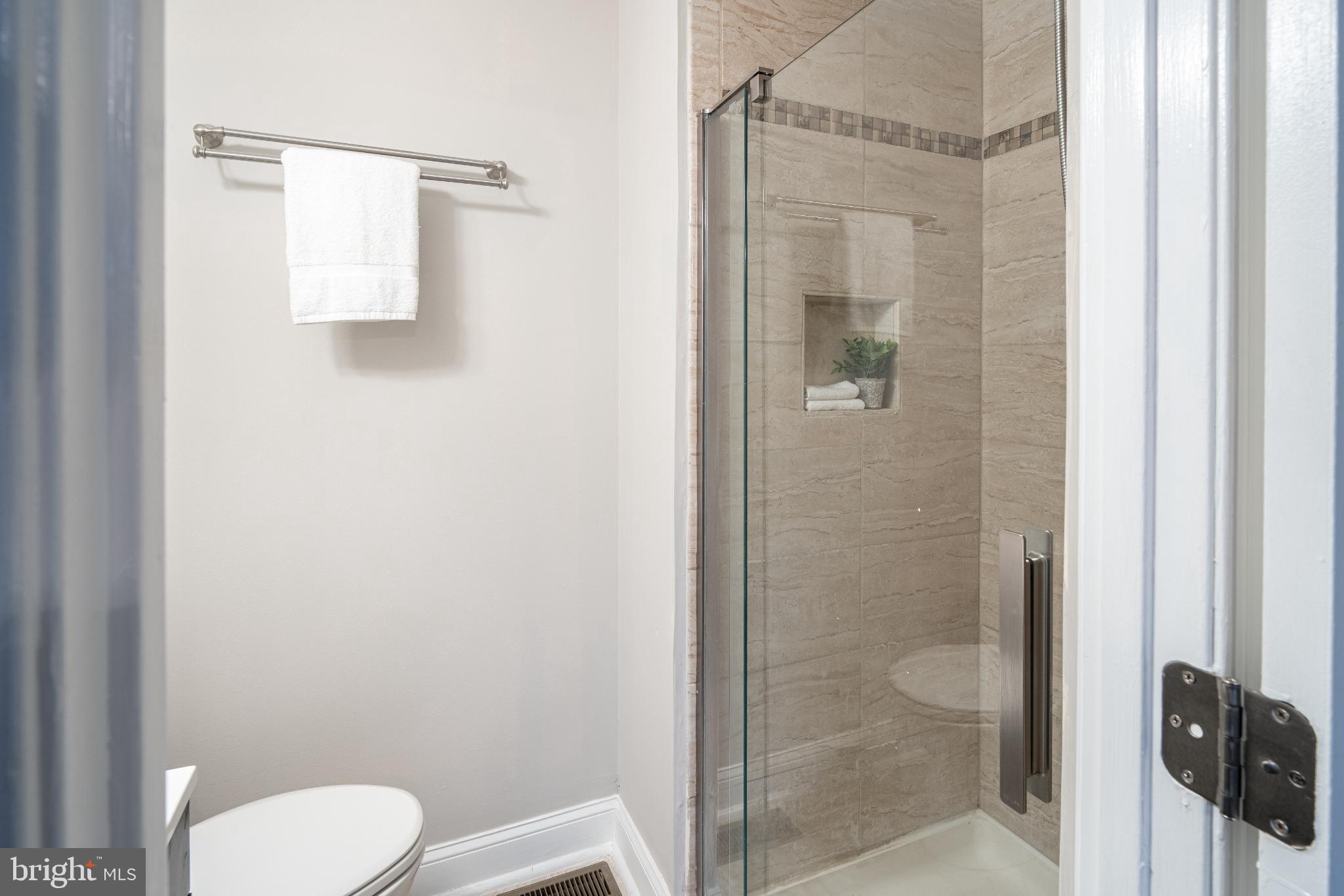 HINES ESTATES - Residential