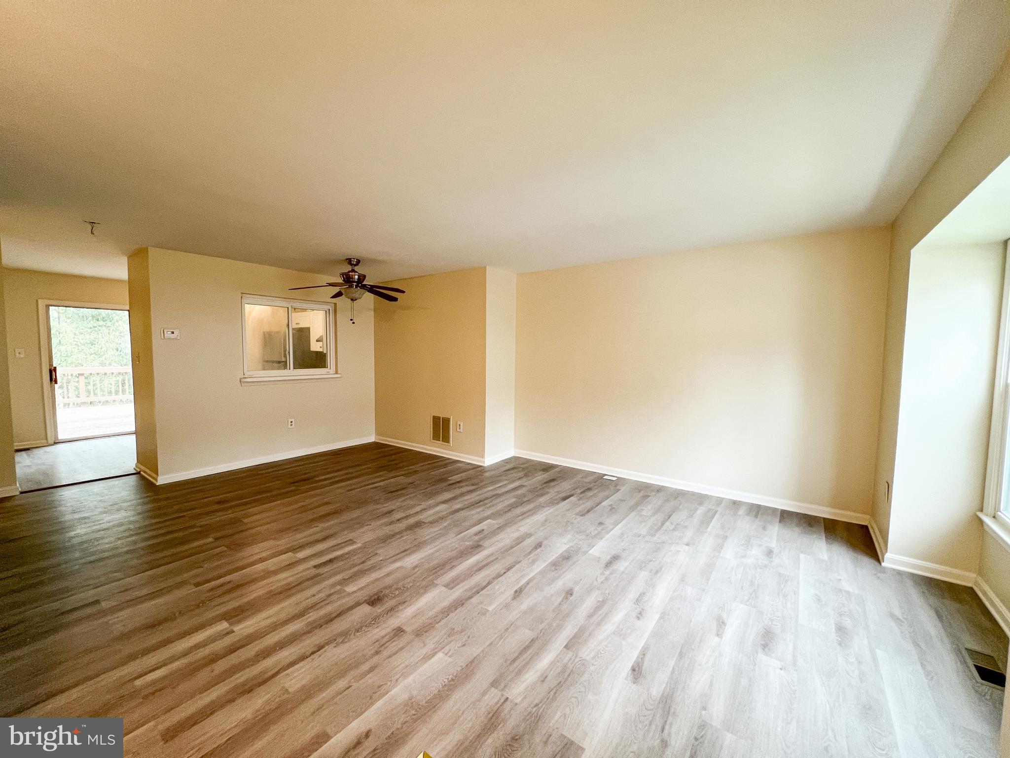 SILVERWOOD - Residential Lease