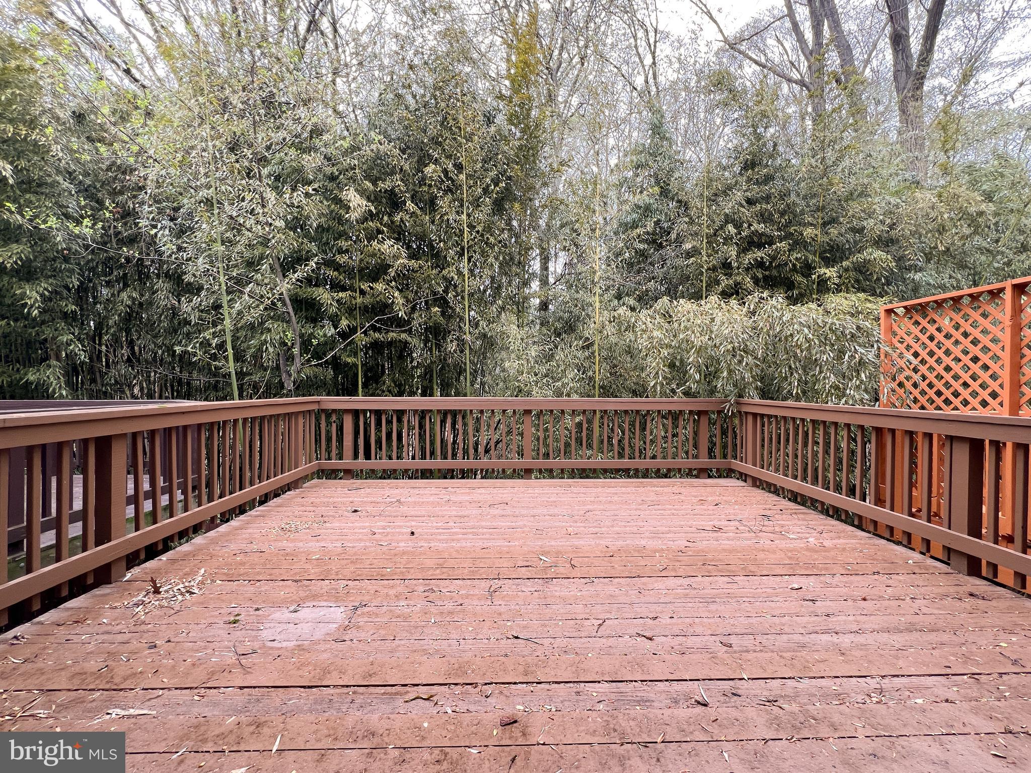 SILVERWOOD - Residential Lease