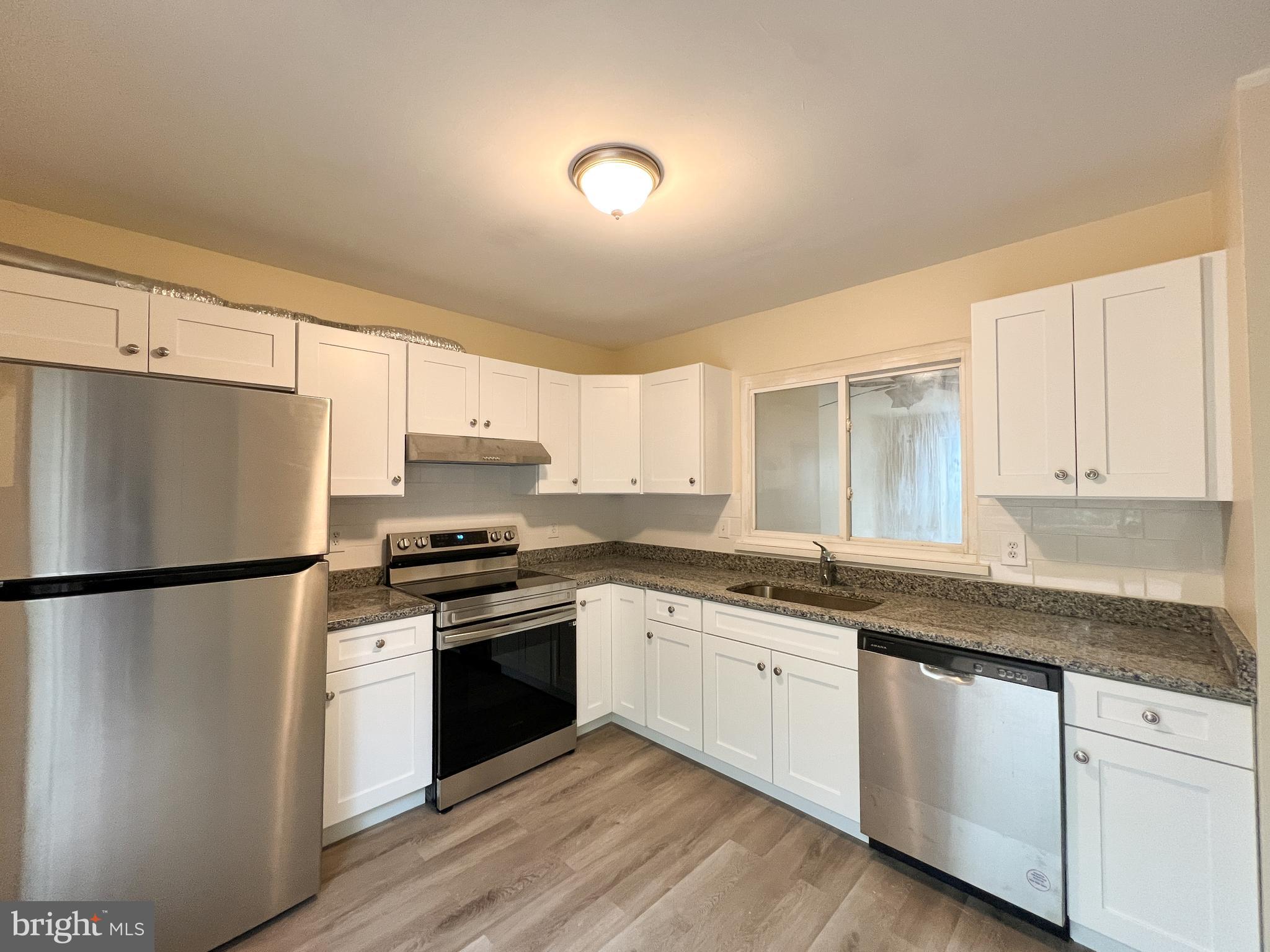 SILVERWOOD - Residential Lease