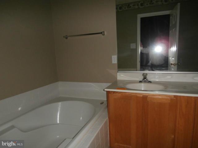 HARFORD TOWN - Residential