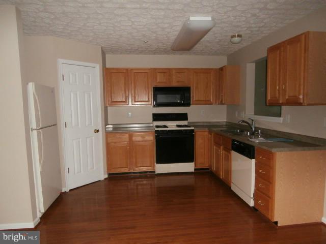 HARFORD TOWN - Residential