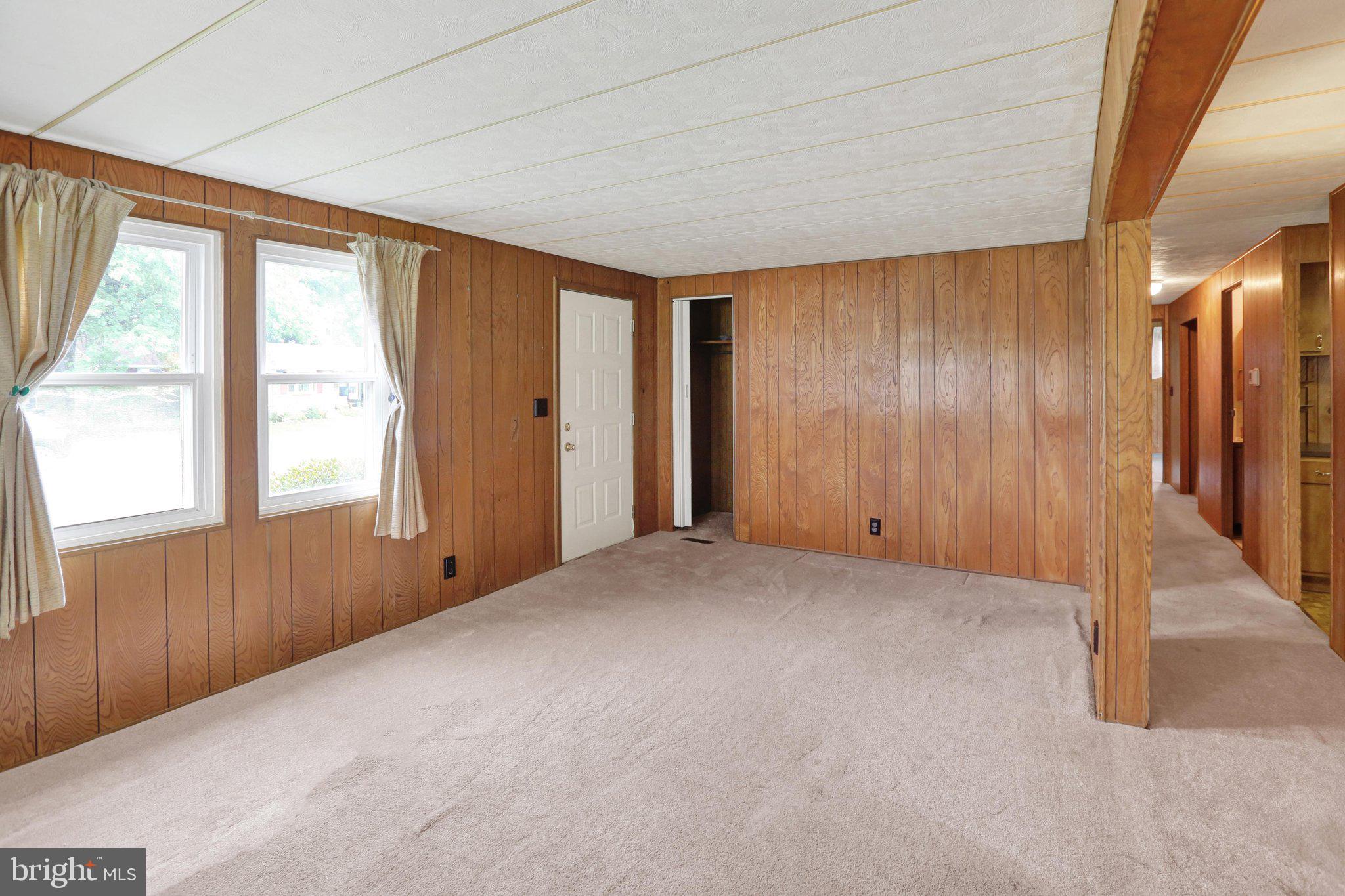 289 HORSESHOE DRIVE