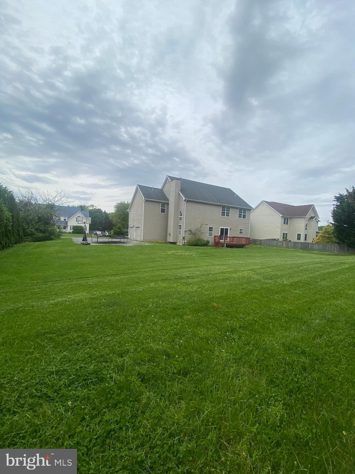 102 SWEETHOLLOW DRIVE