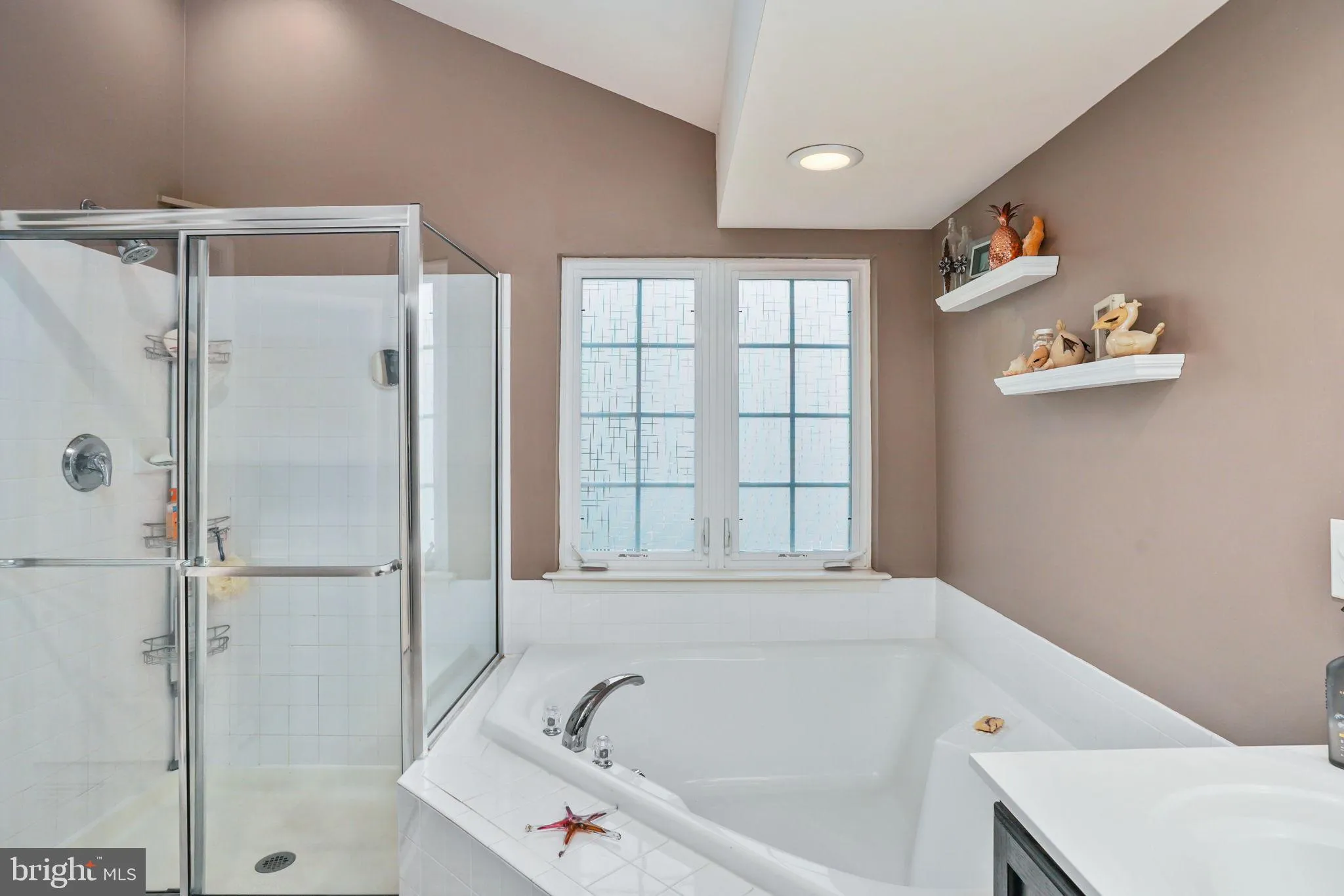 King George, Virginia 22485, United States, 4 Bedrooms Bedrooms, ,4 BathroomsBathrooms,Residential,Contingent,104839