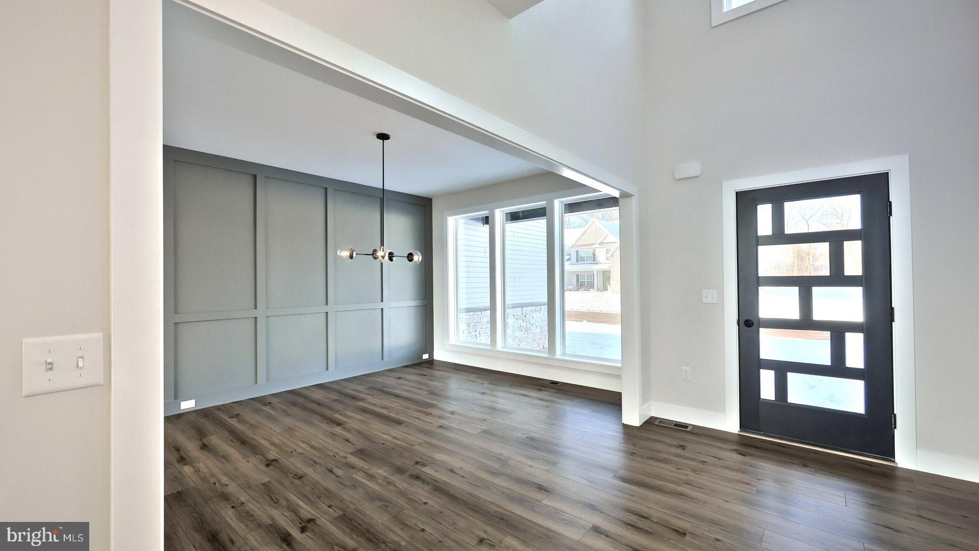 HAWK VALLEY - Residential