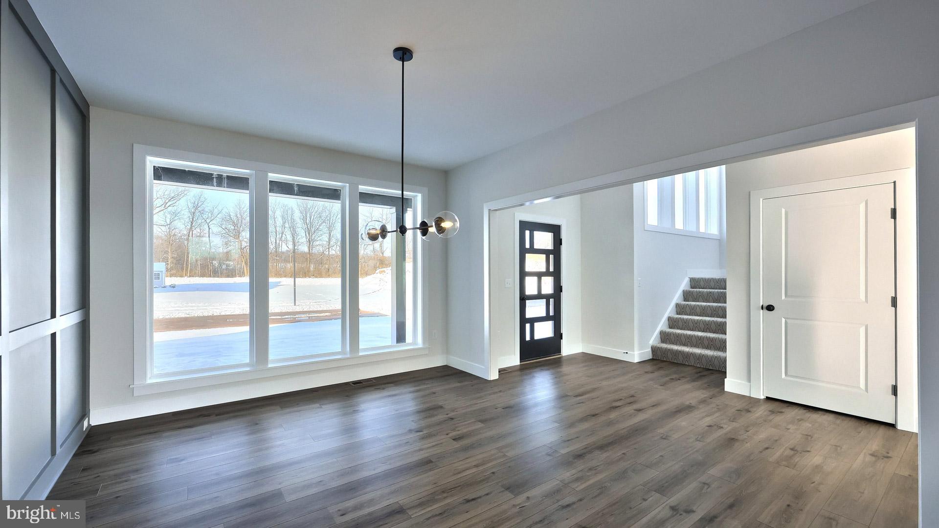 HAWK VALLEY - Residential