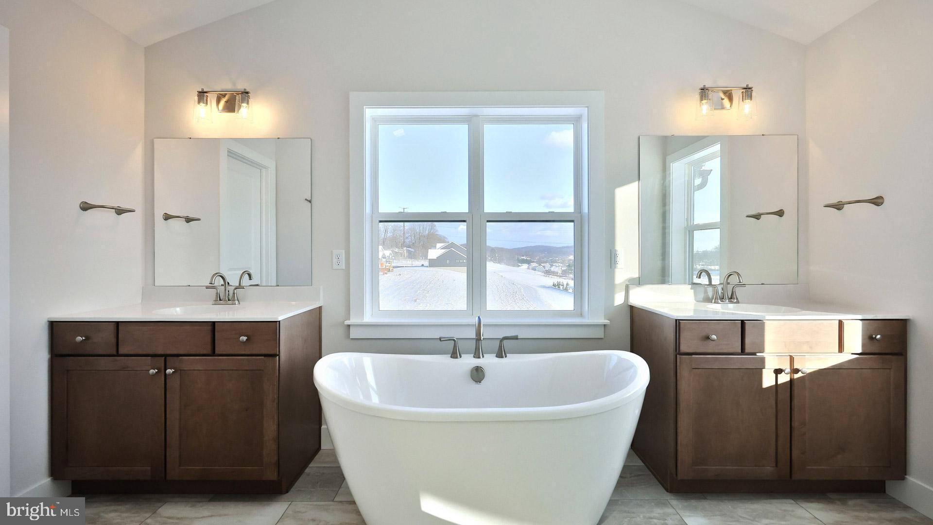 HAWK VALLEY - Residential