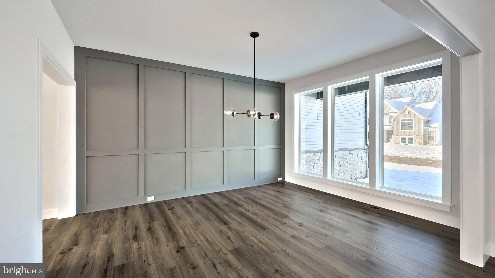 HAWK VALLEY - Residential