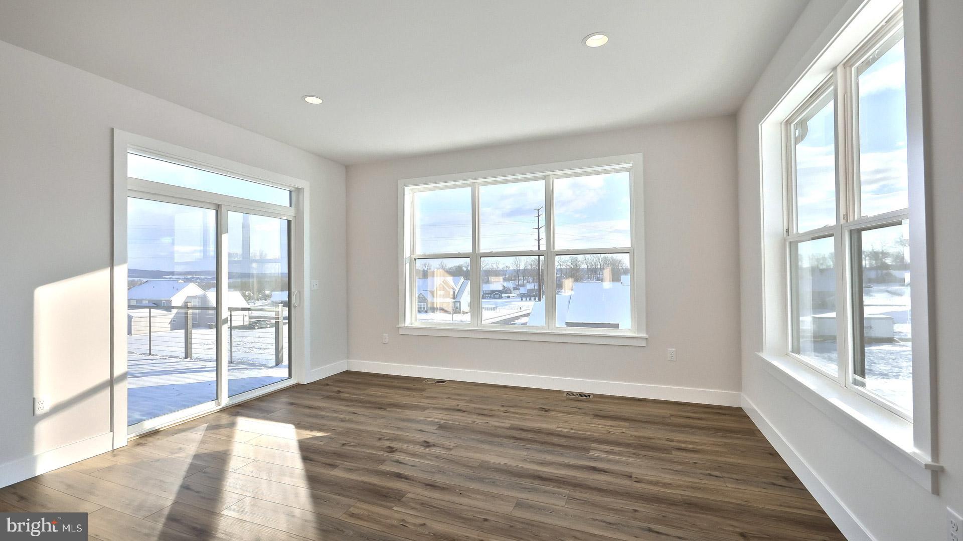 HAWK VALLEY - Residential