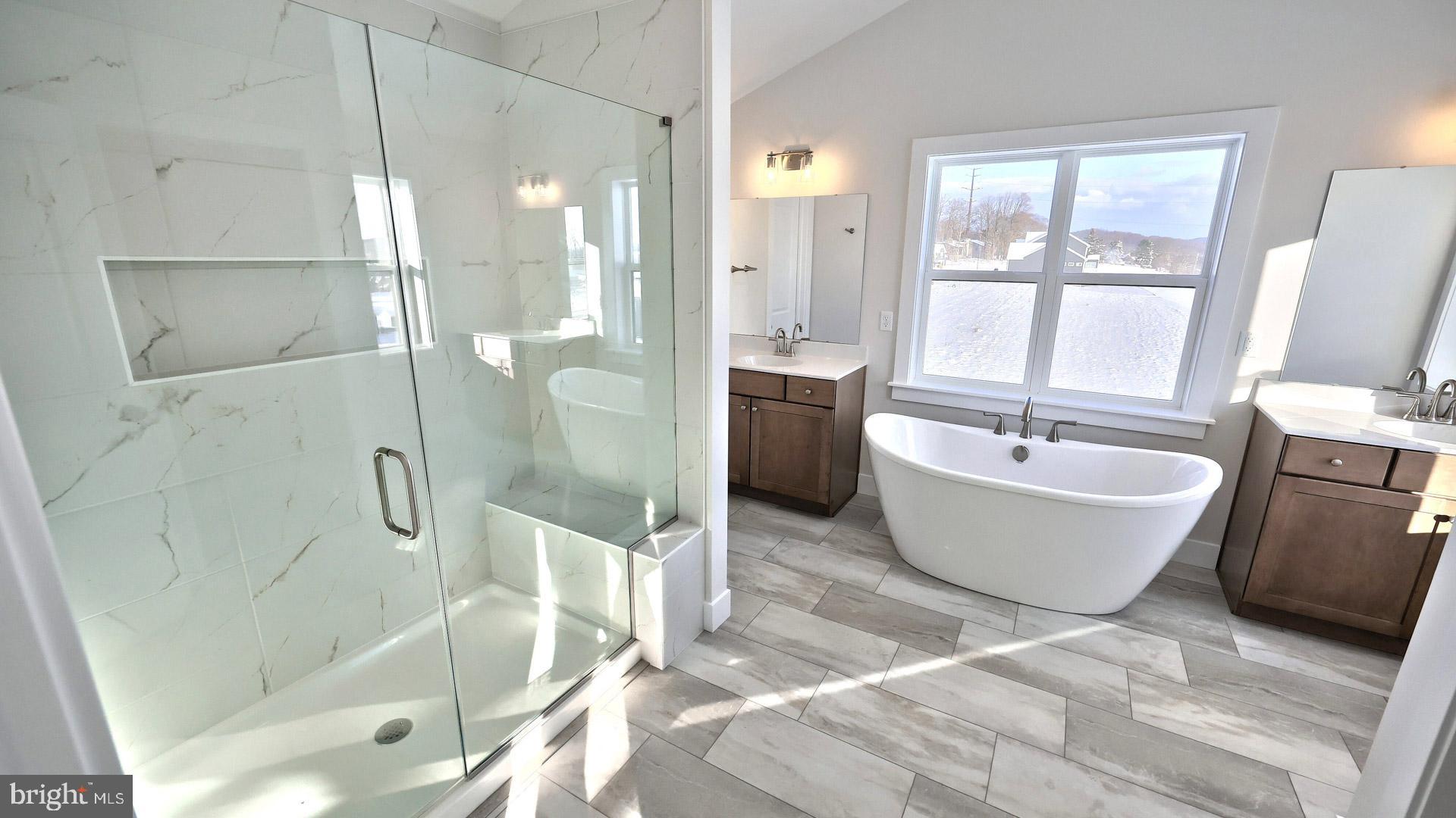 HAWK VALLEY - Residential