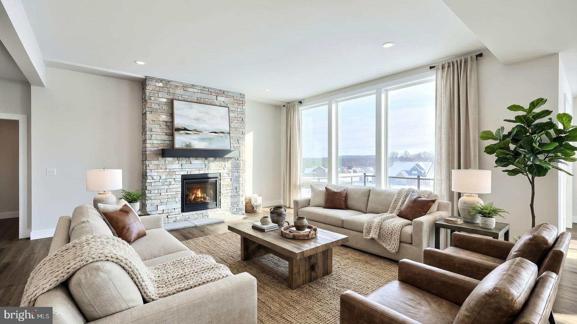 256 WEST VALLEY ROAD