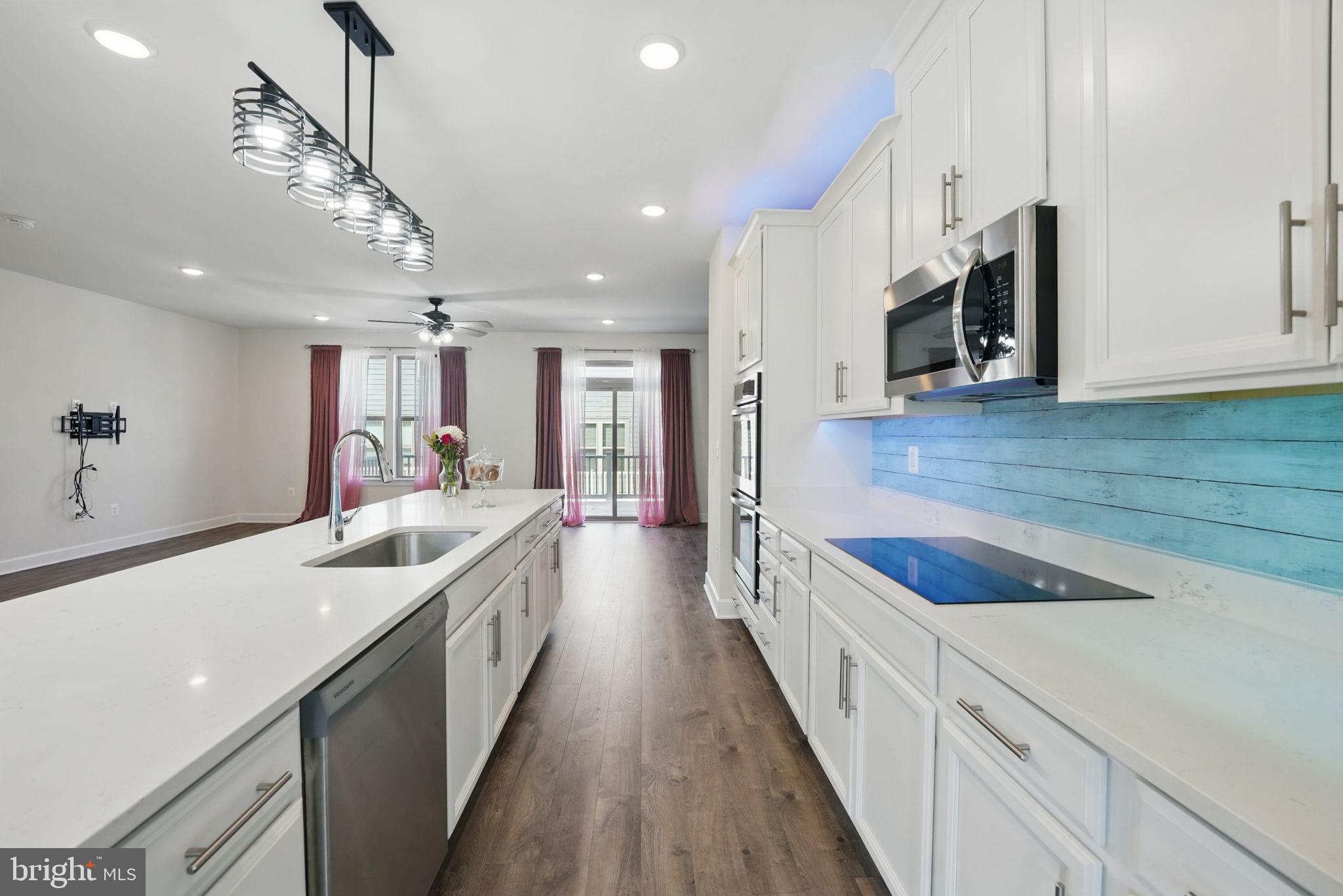 THE LANDING AT CANNON BRANCH - Residential