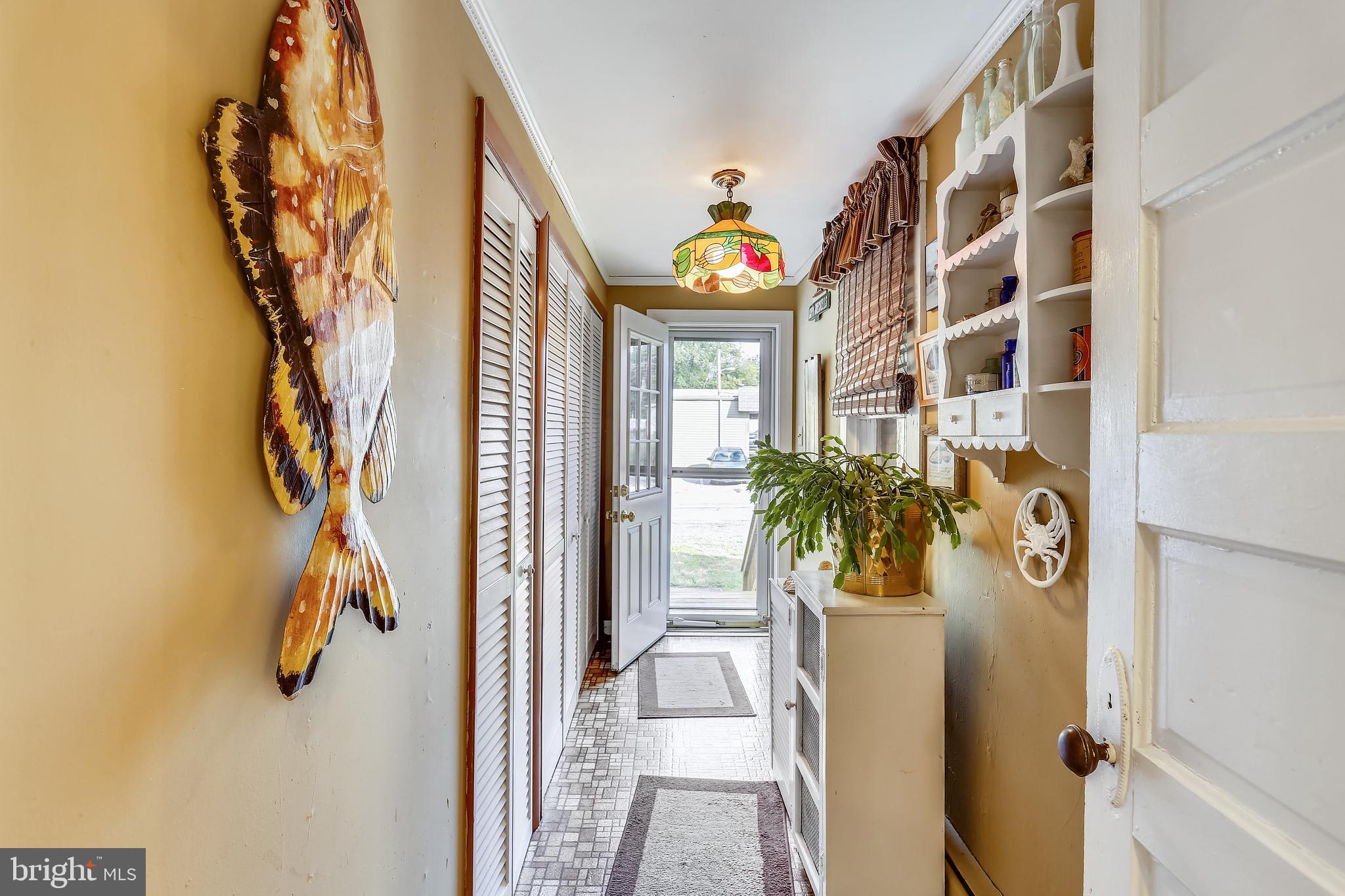 SHADY SIDE - Commercial Sale