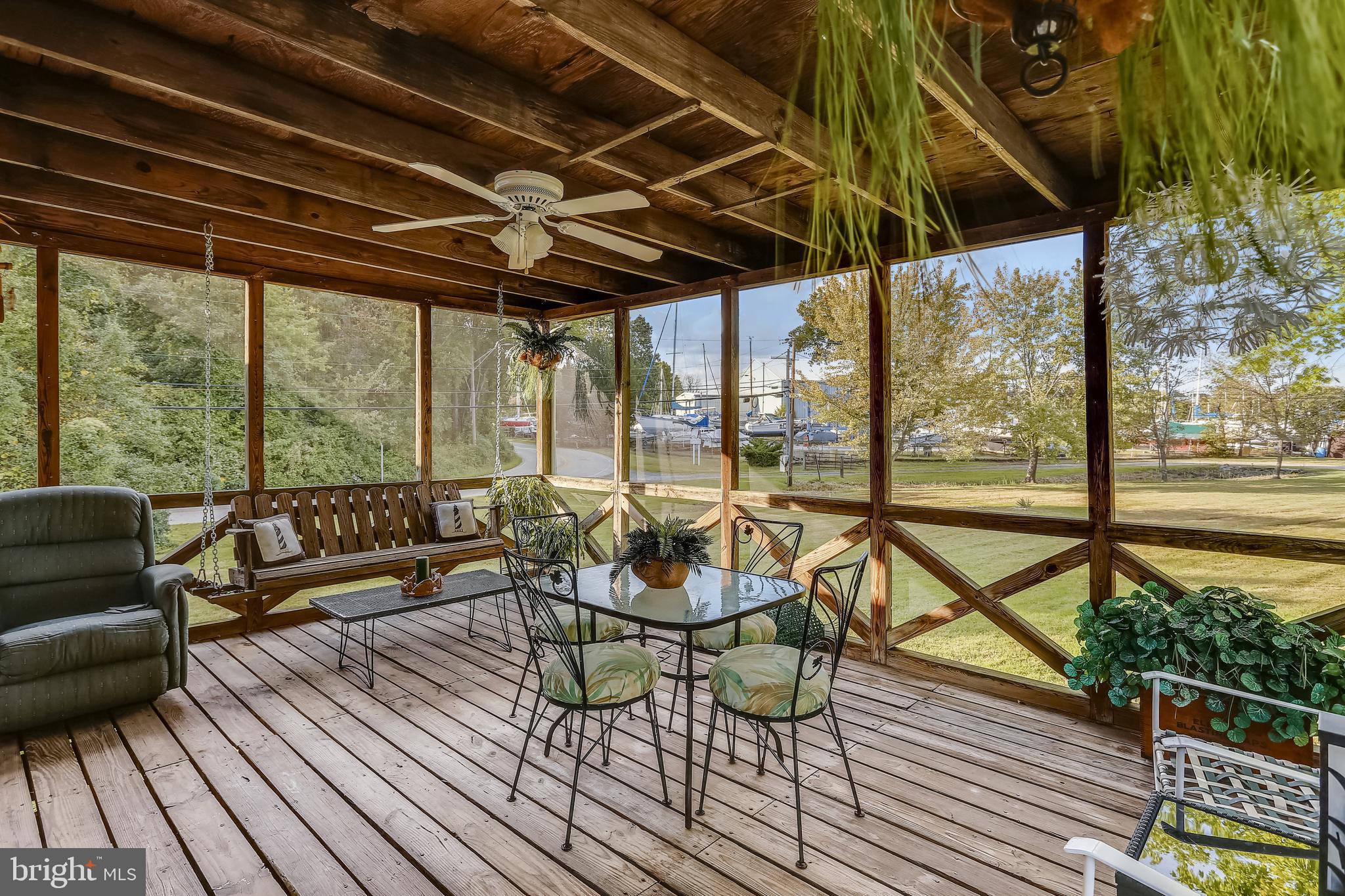 SHADY SIDE - Commercial Sale