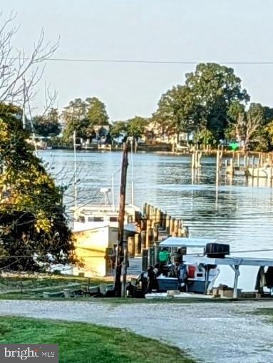 1462 SNUG HARBOR ROAD